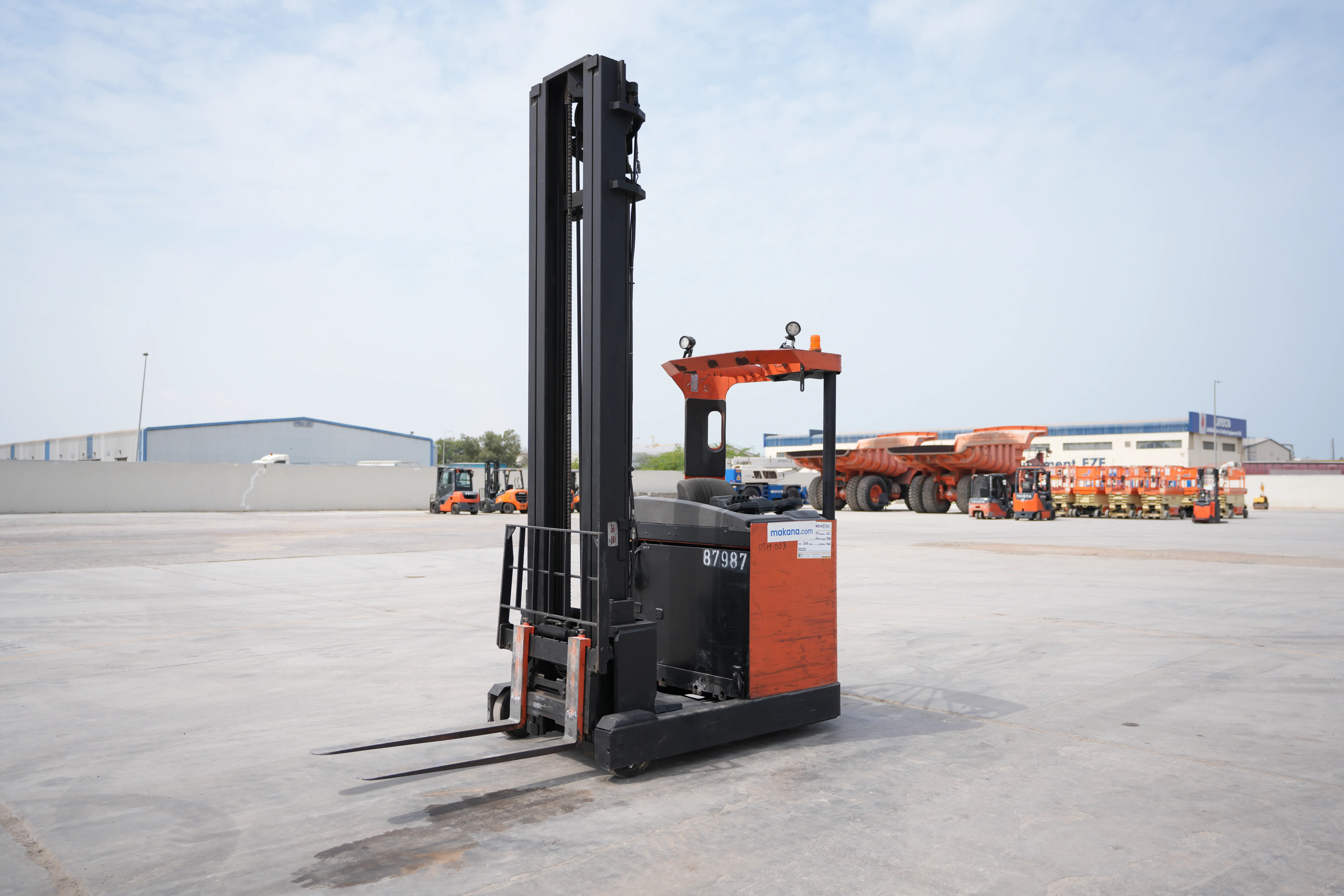 Product-Toyota Reflex RRE160M reach truck-exterior