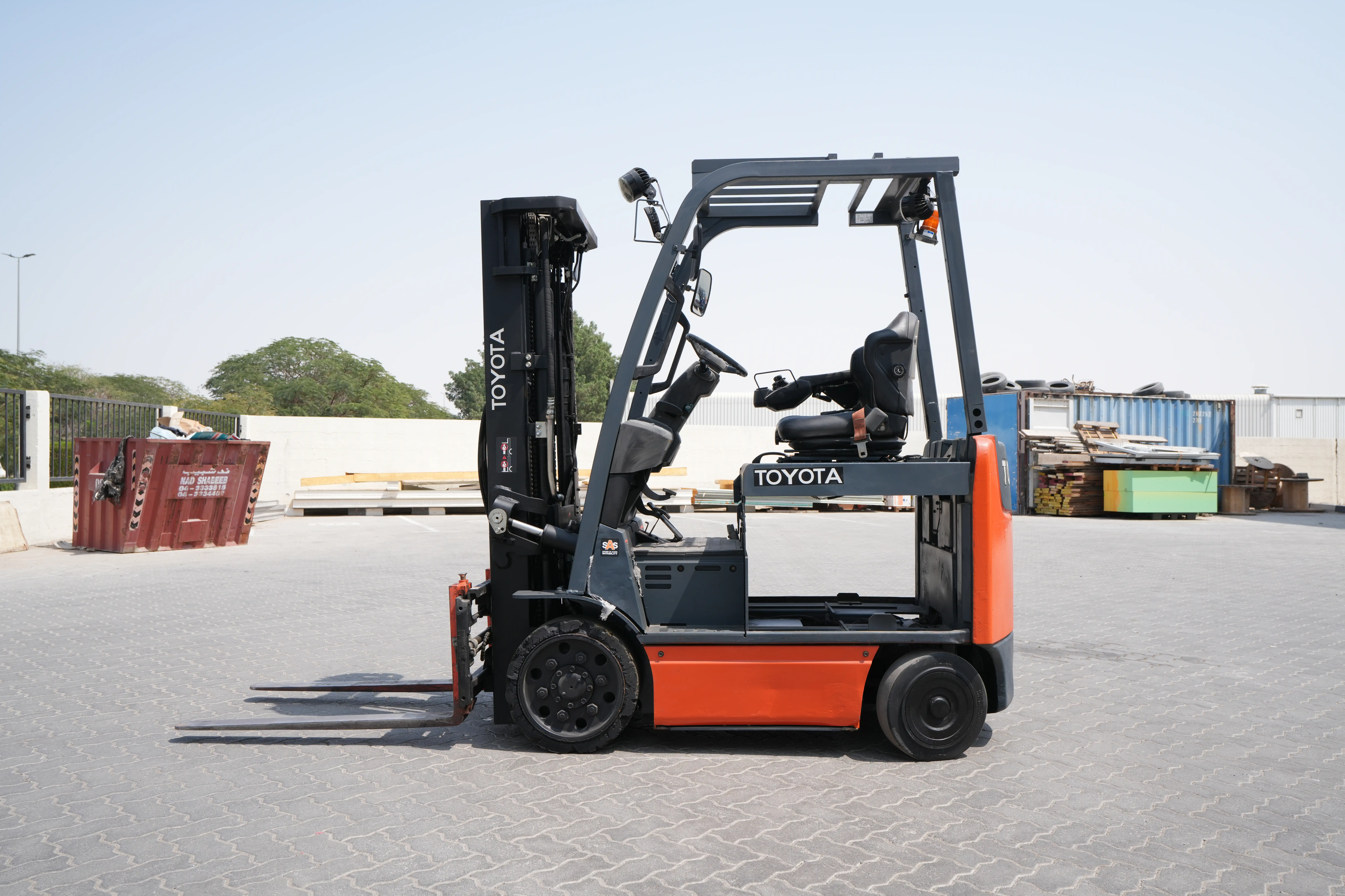 Product-2019 Toyota 8FBCU25 electric forklift-exterior