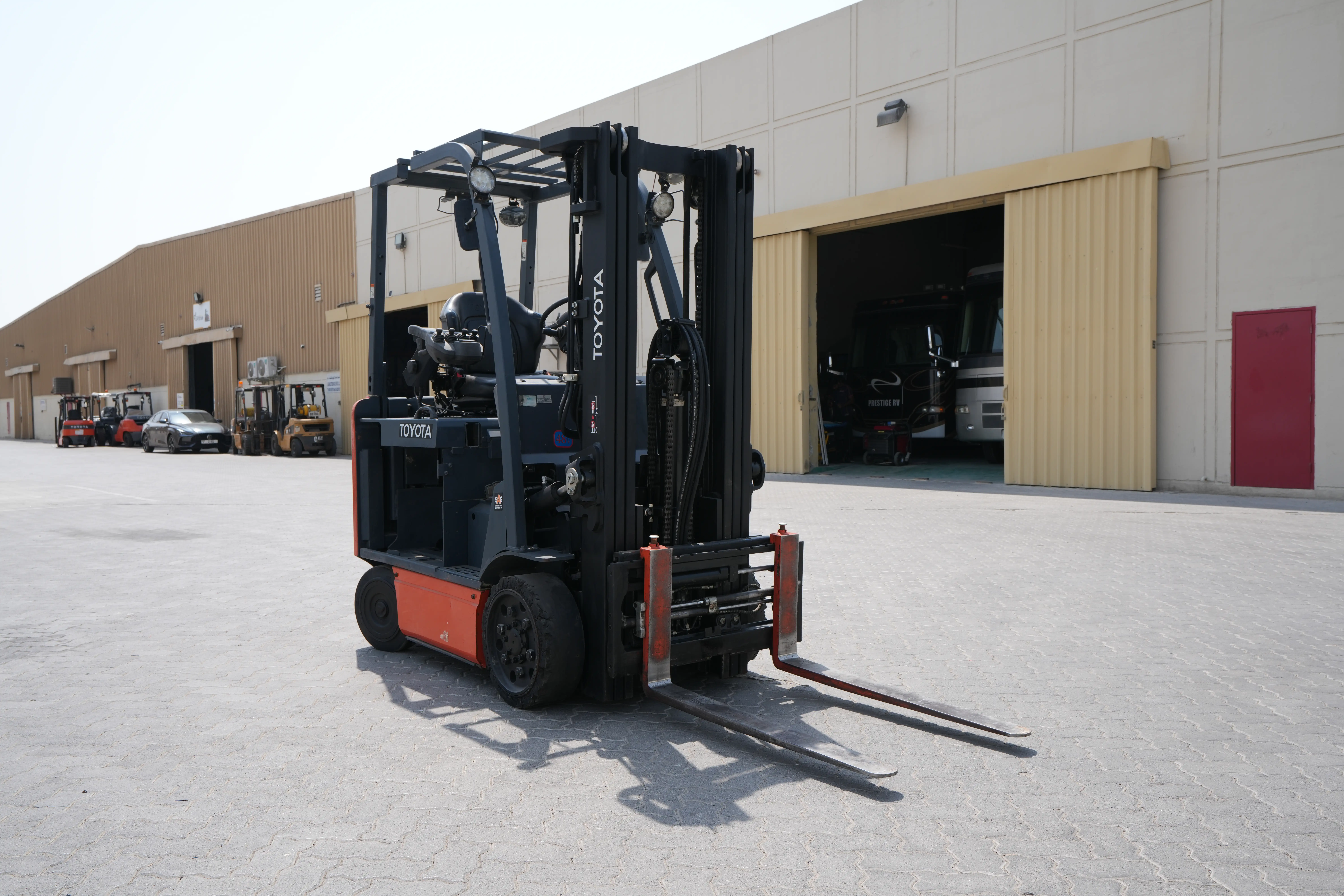Product-2019 Toyota 8FBCU25 electric forklift-exterior
