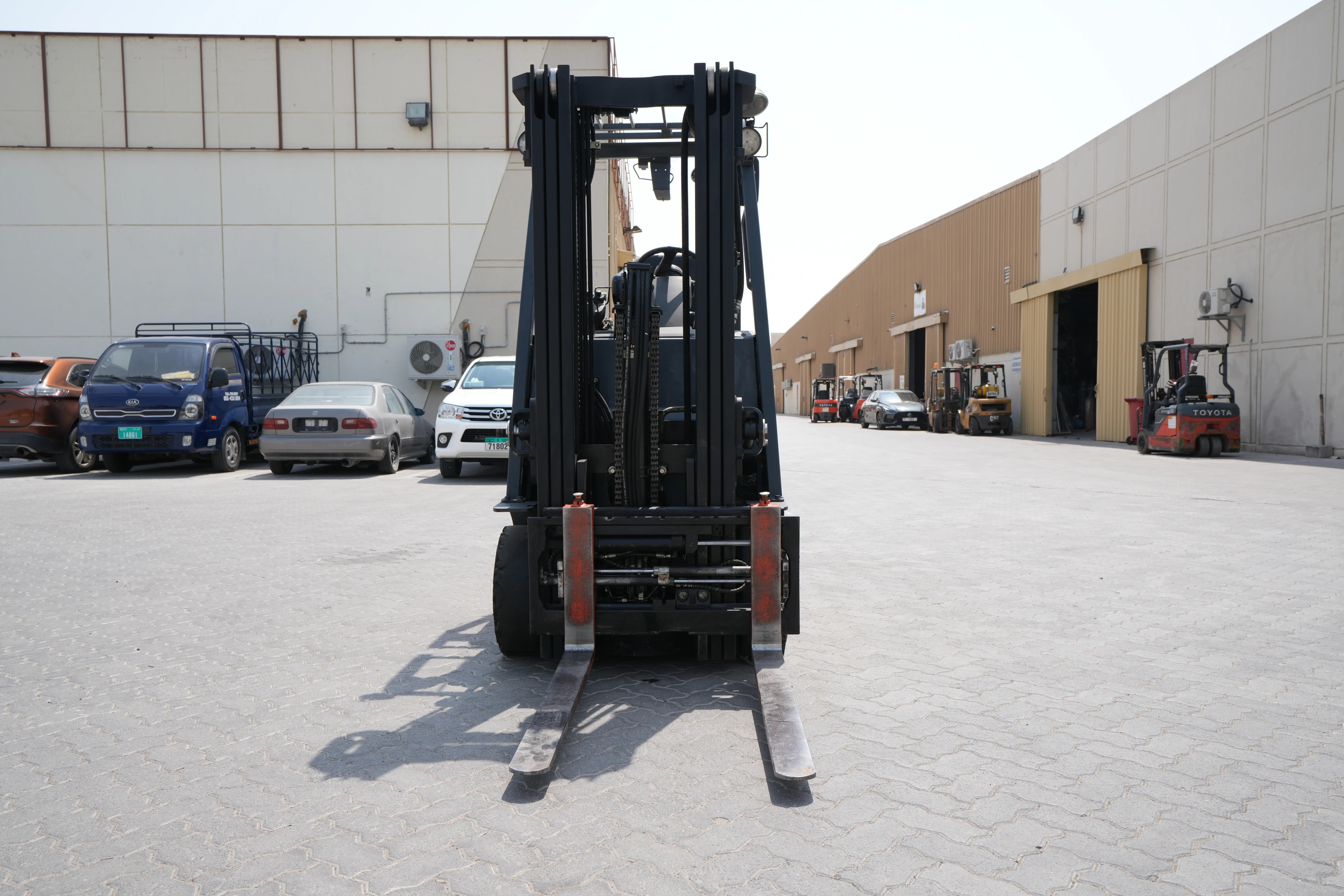 Product-2019 Toyota 8FBCU25 electric forklift-exterior