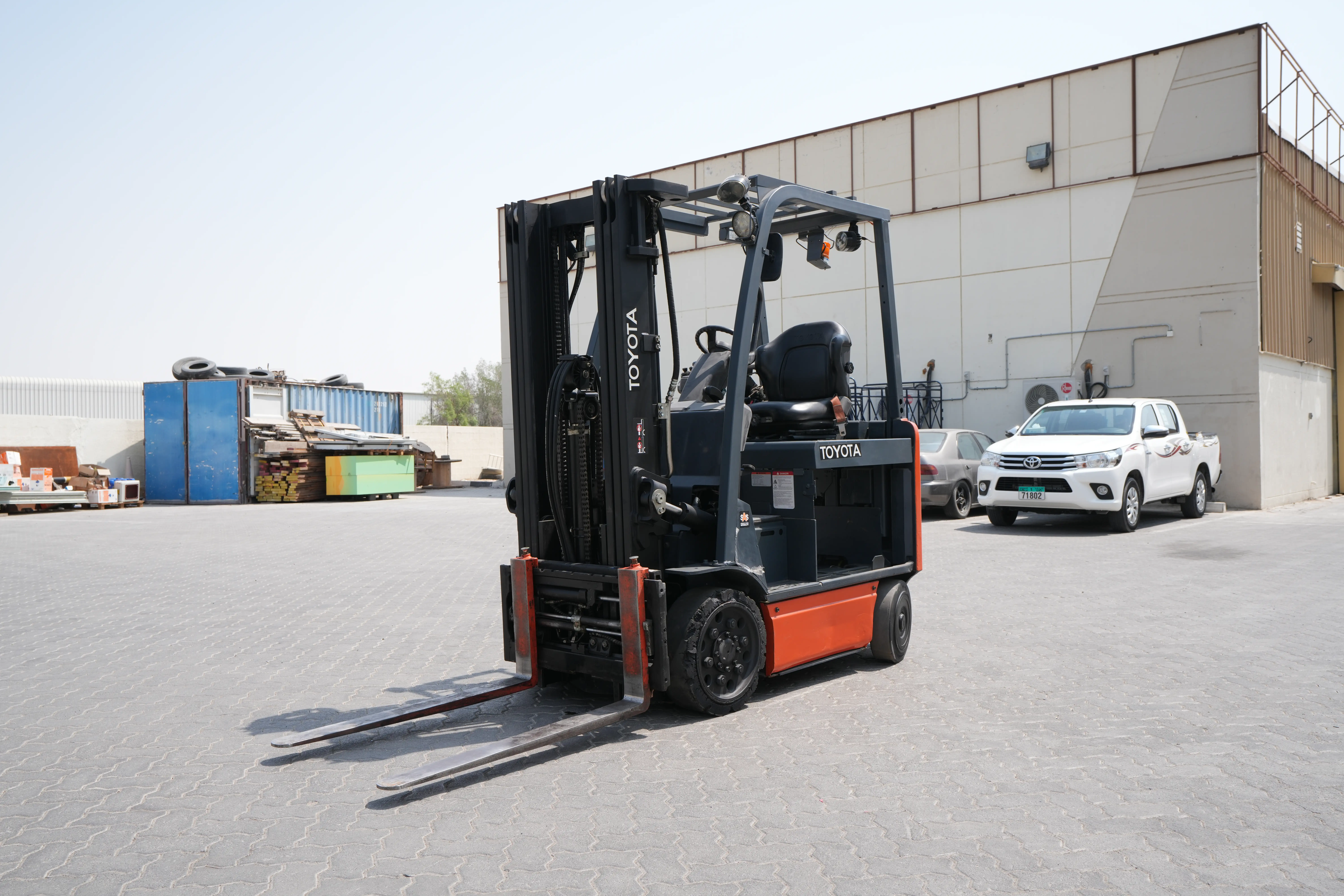 Product-2019 Toyota 8FBCU25 electric forklift-exterior