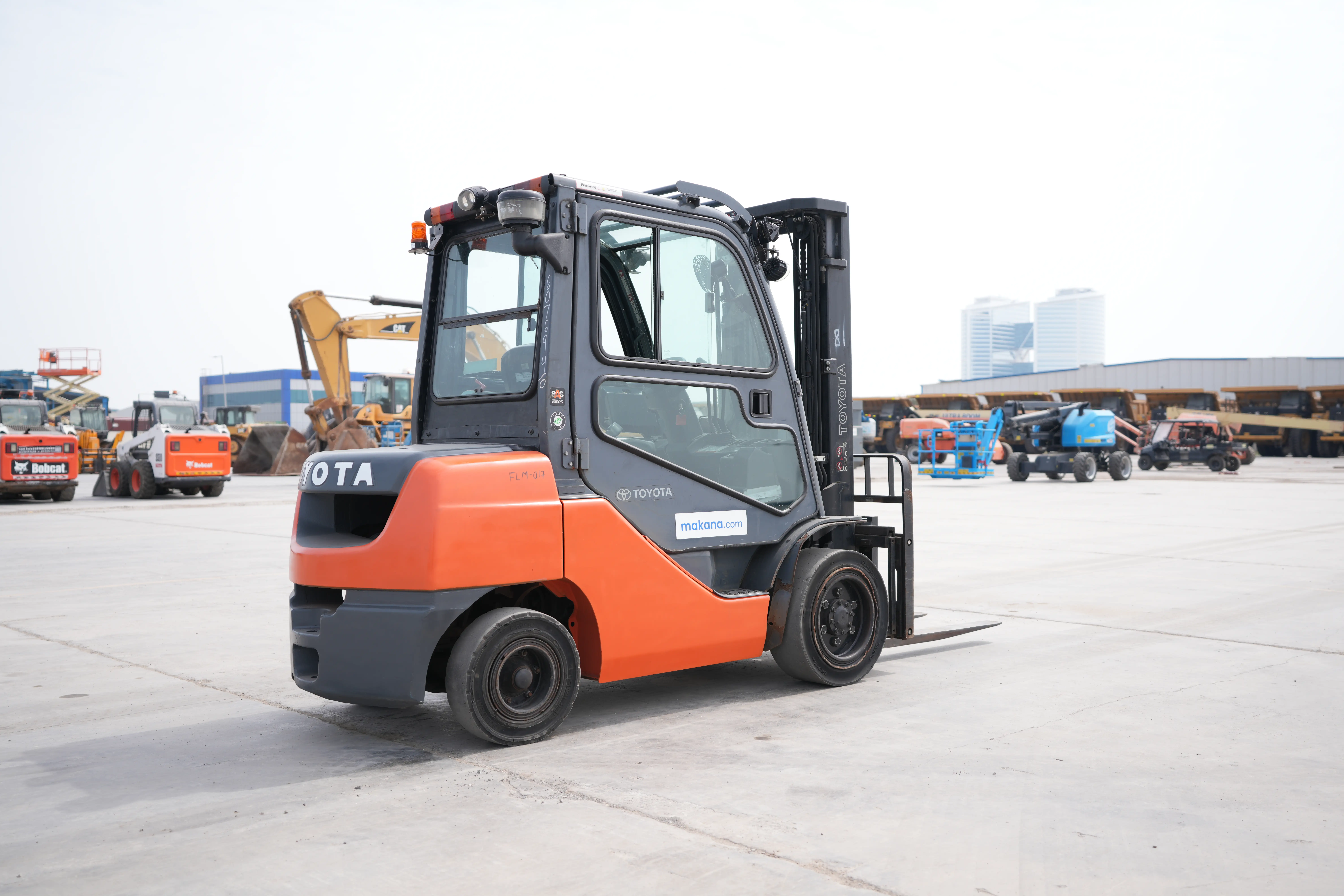 Product-Toyota 8FDU30 diesel forklift-exterior