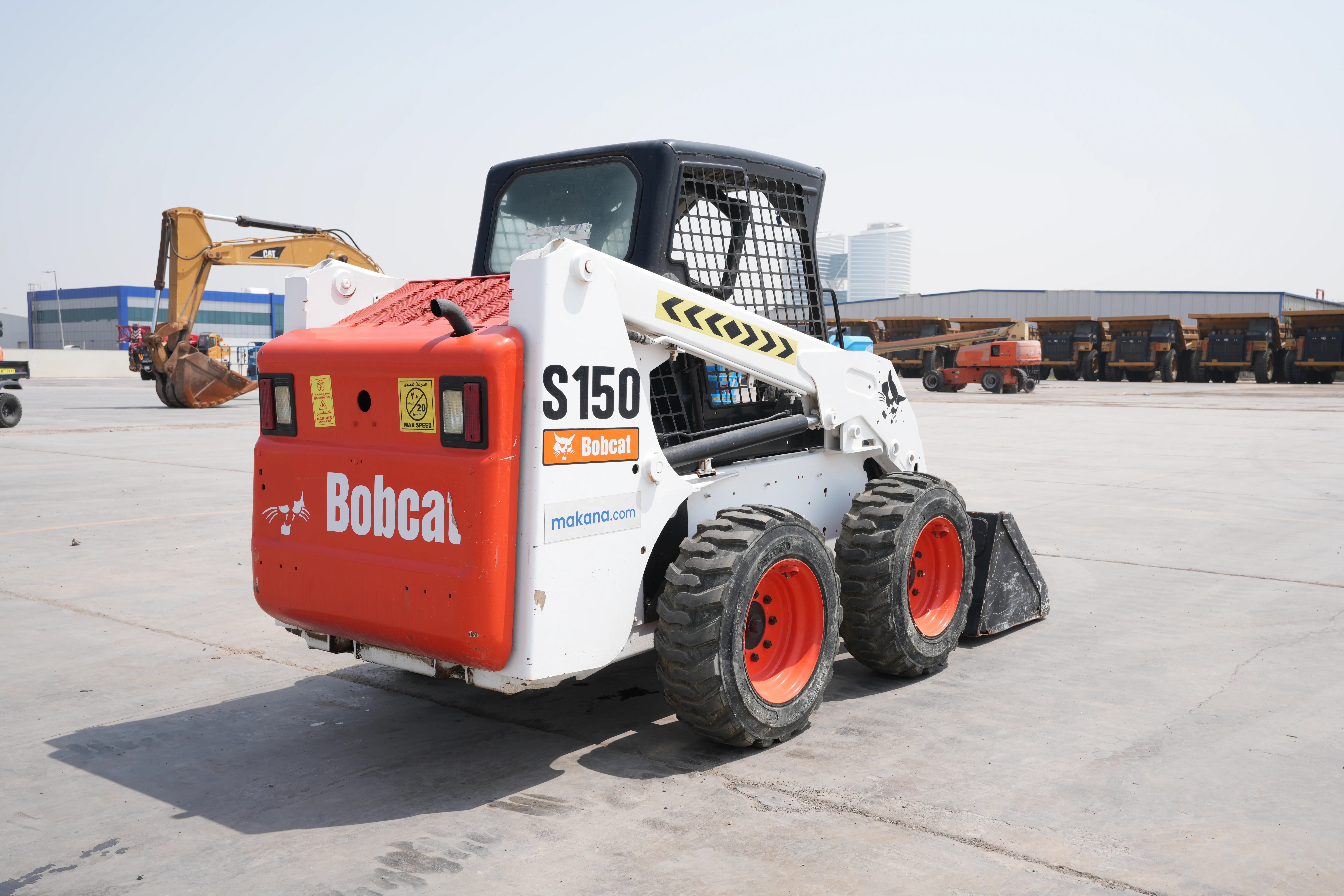 Product-Bobcat S150 skid steer loader-exterior