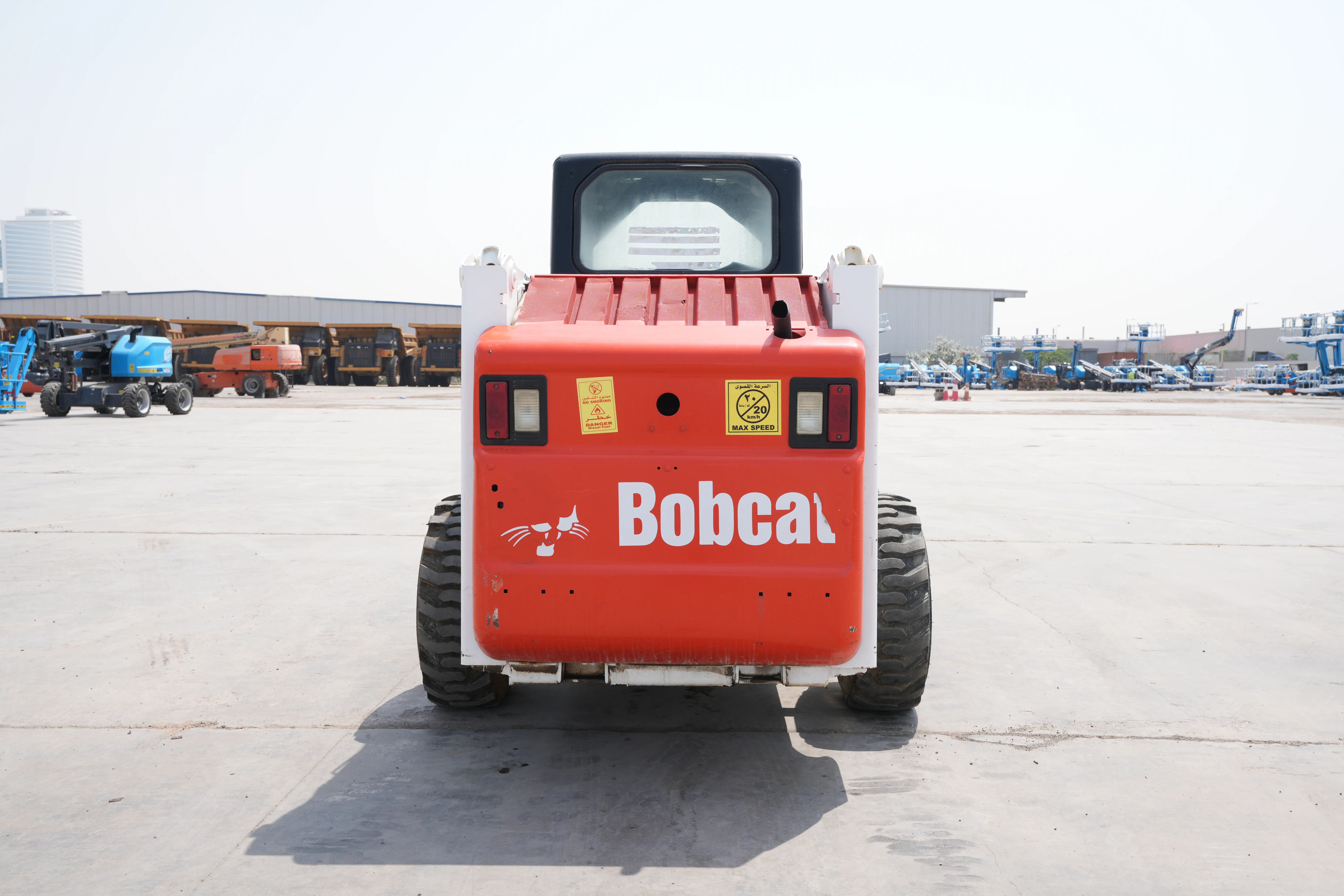 Product-Bobcat S150 skid steer loader-exterior