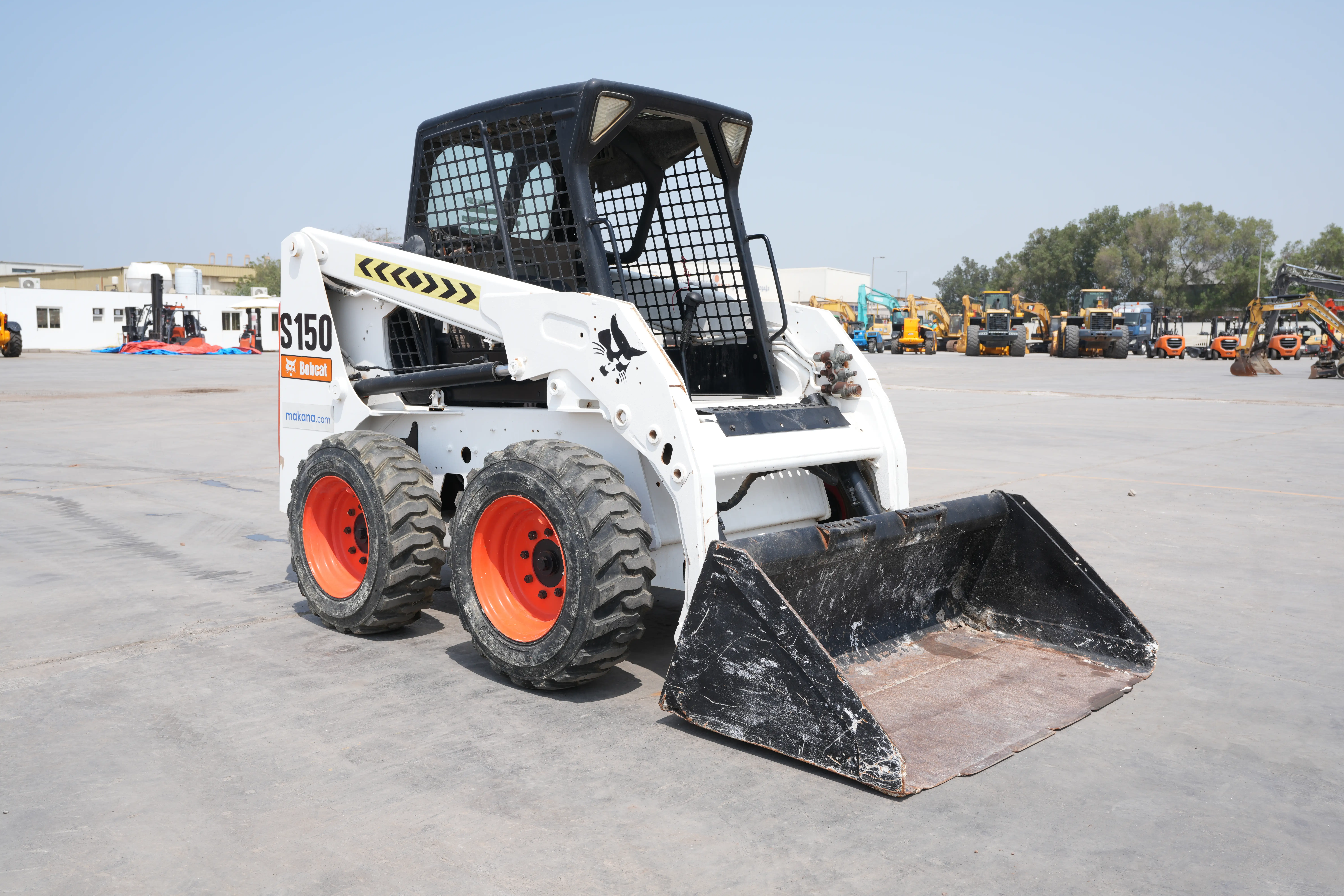 Product-Bobcat S150 skid steer loader-exterior
