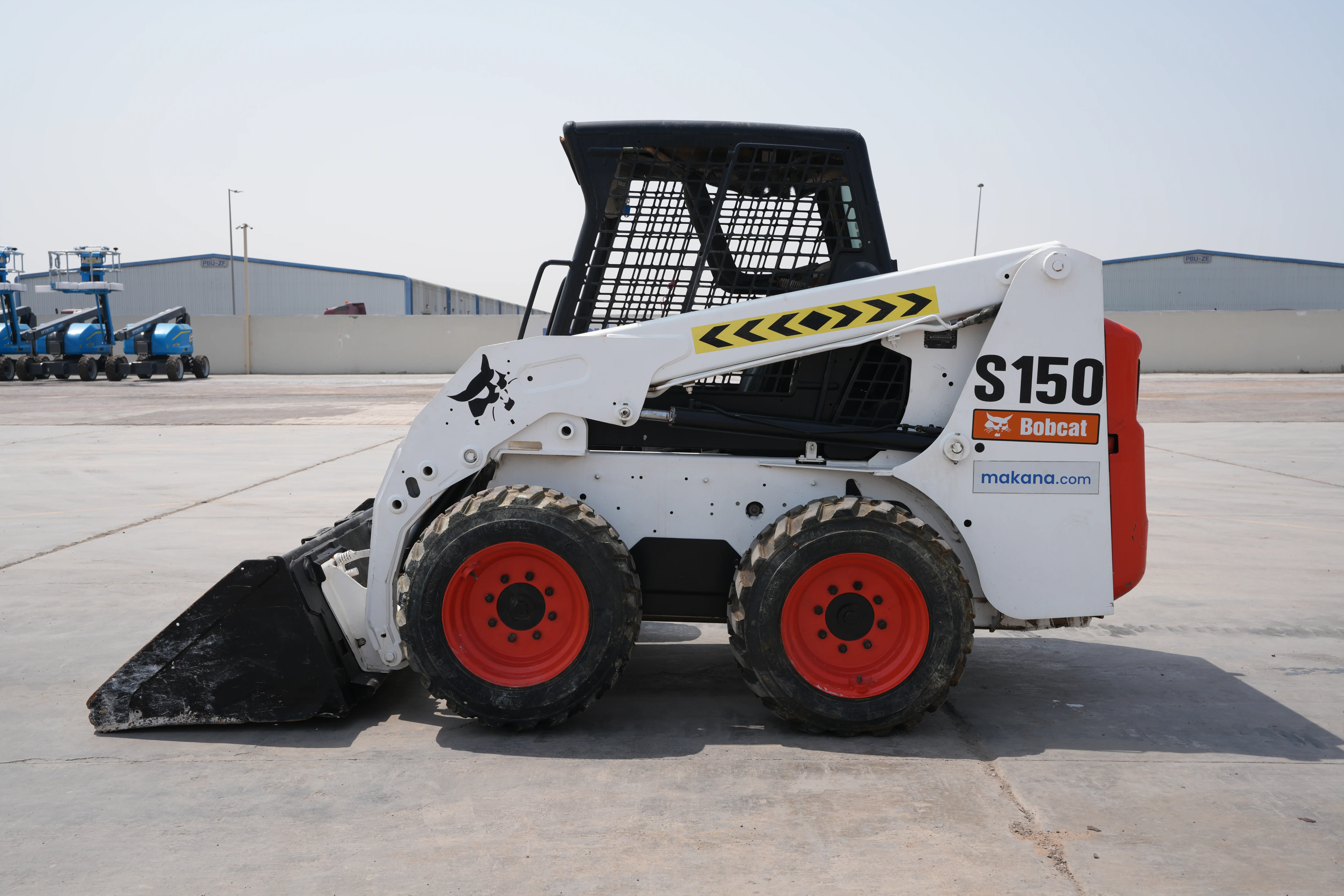 Product-Bobcat S150 skid steer loader-exterior