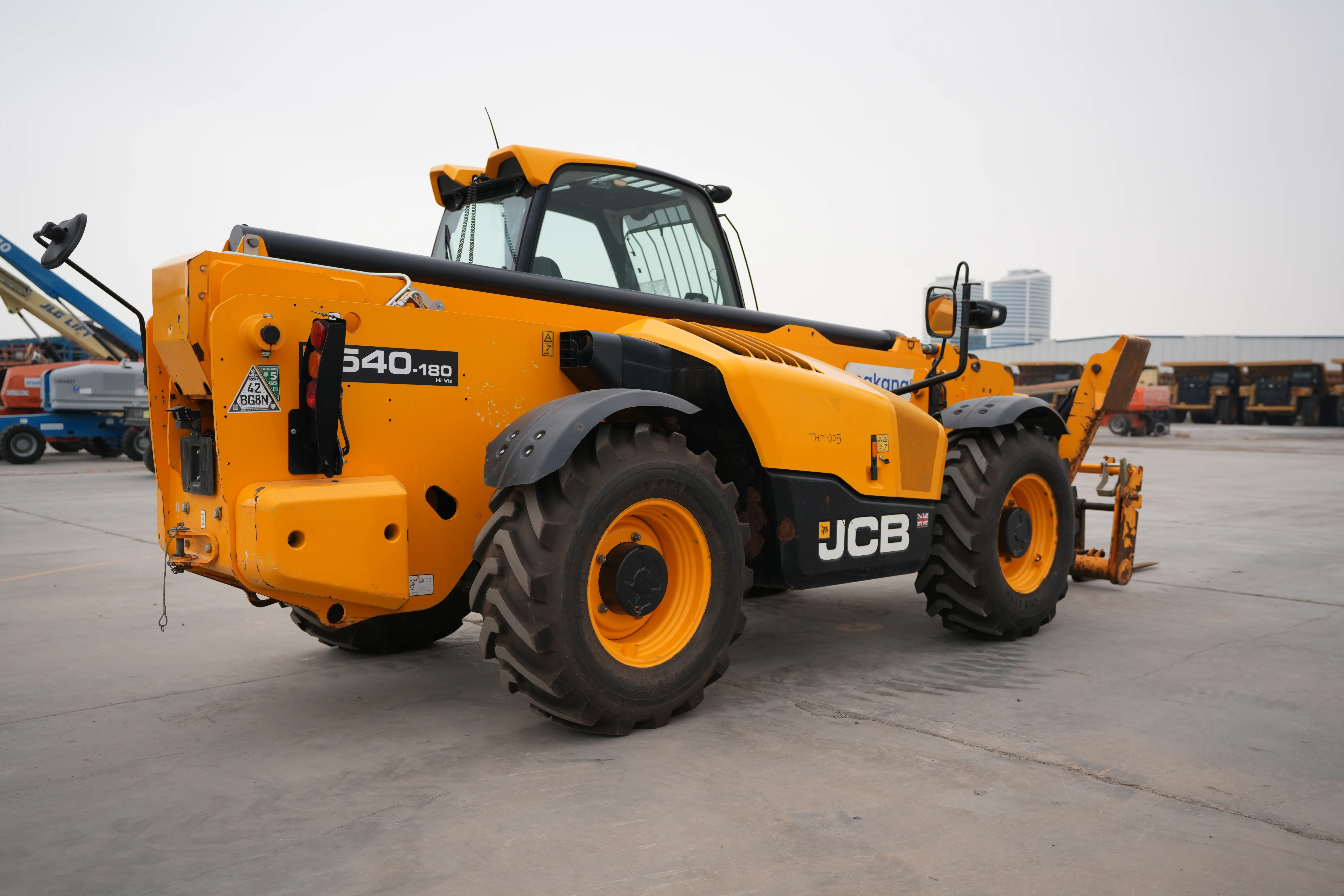 Product-JCB 540-180 telehandler-exterior