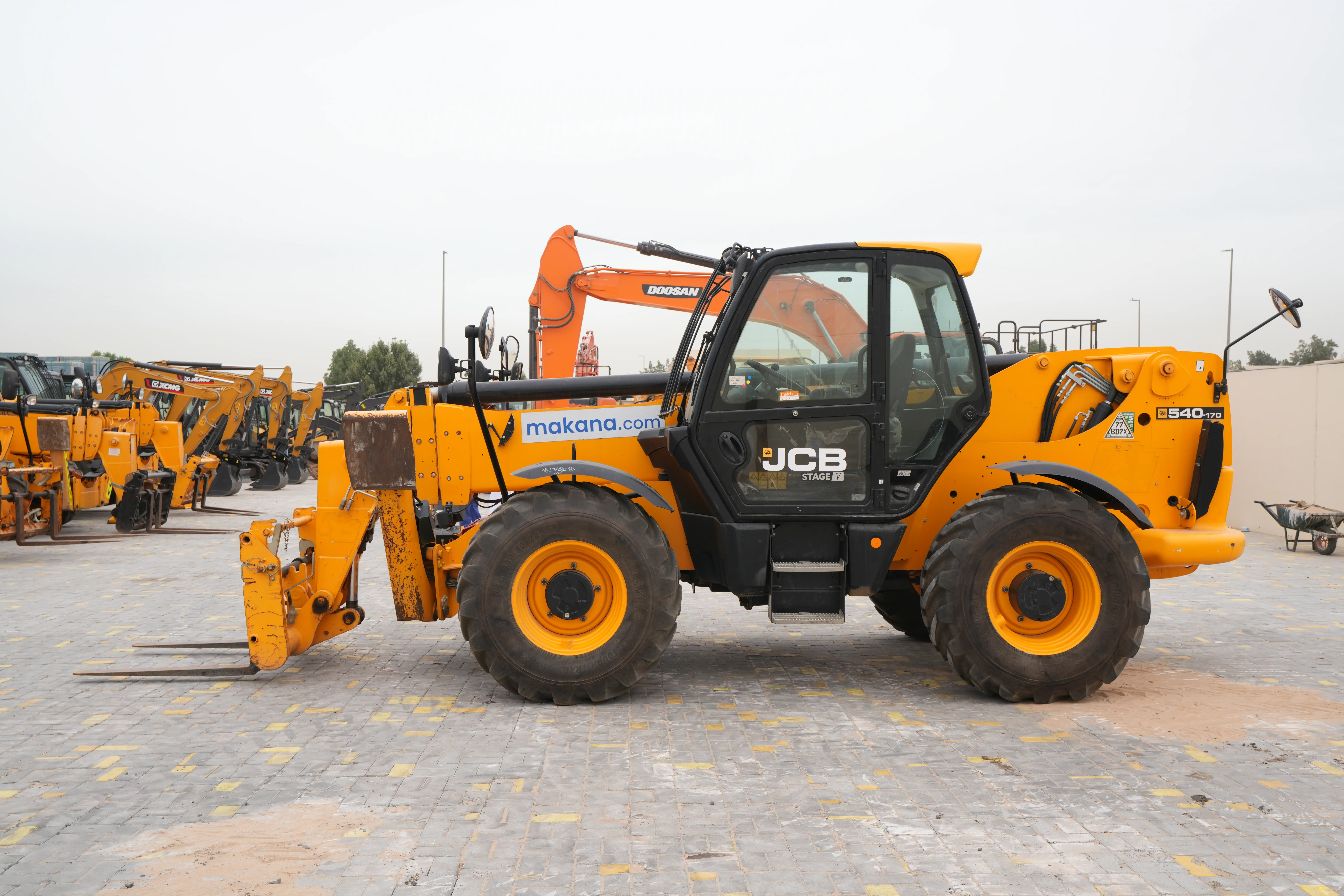 Product-2022 JCB 540-170 telehandler-exterior