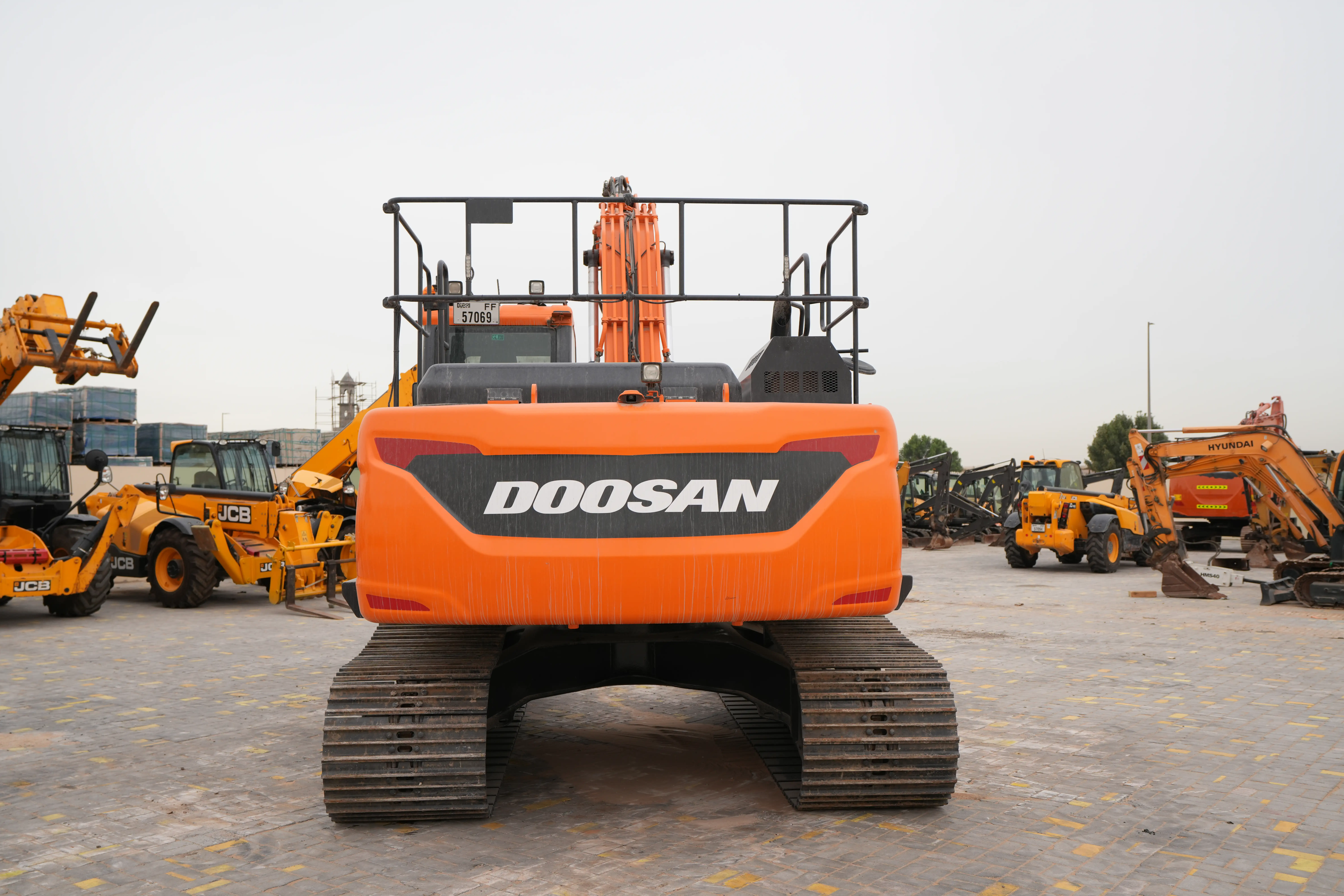 Product-2021 Doosan DX225LC-5 medium excavator-exterior
