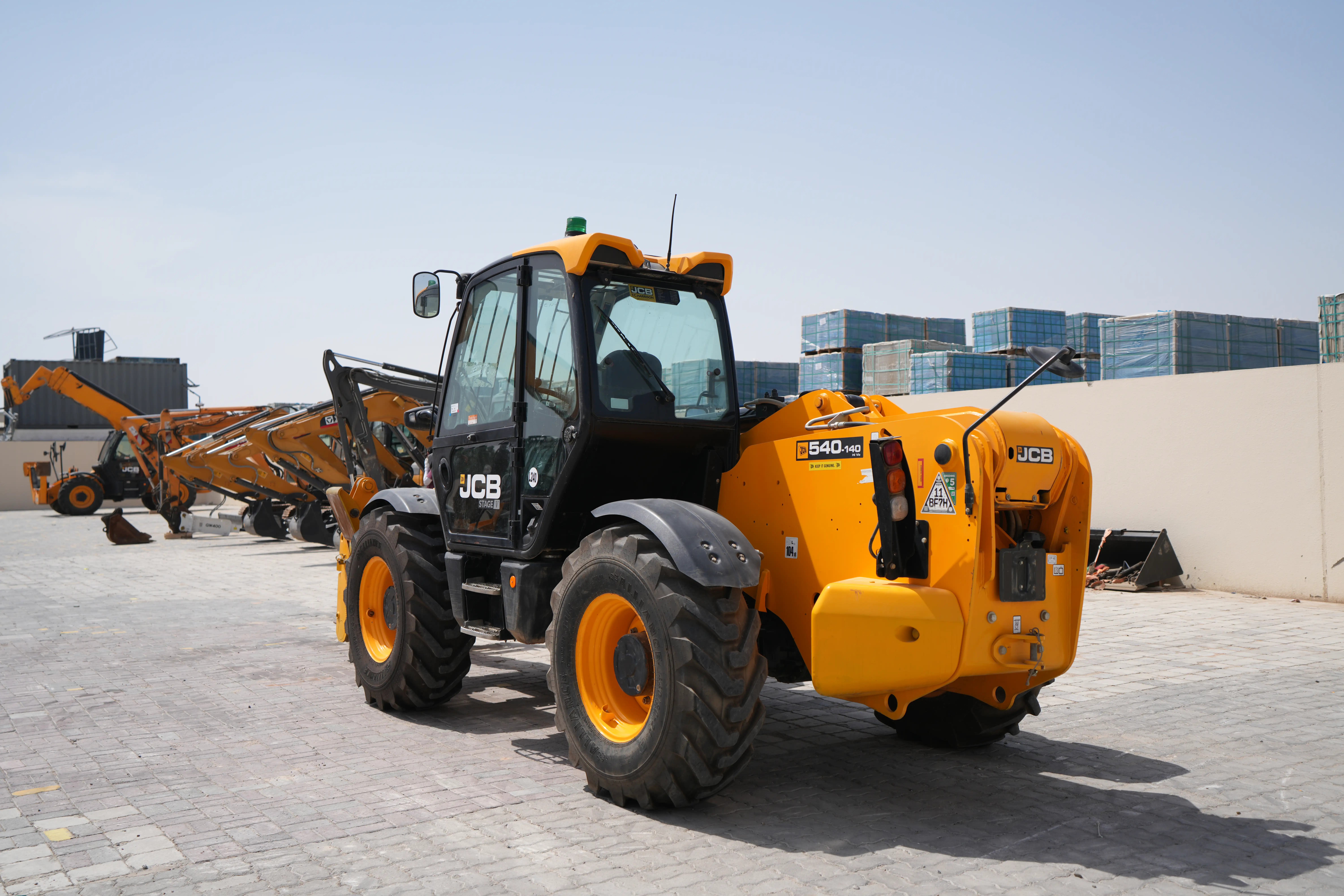 Product-JCB 540V140 telehandler-exterior