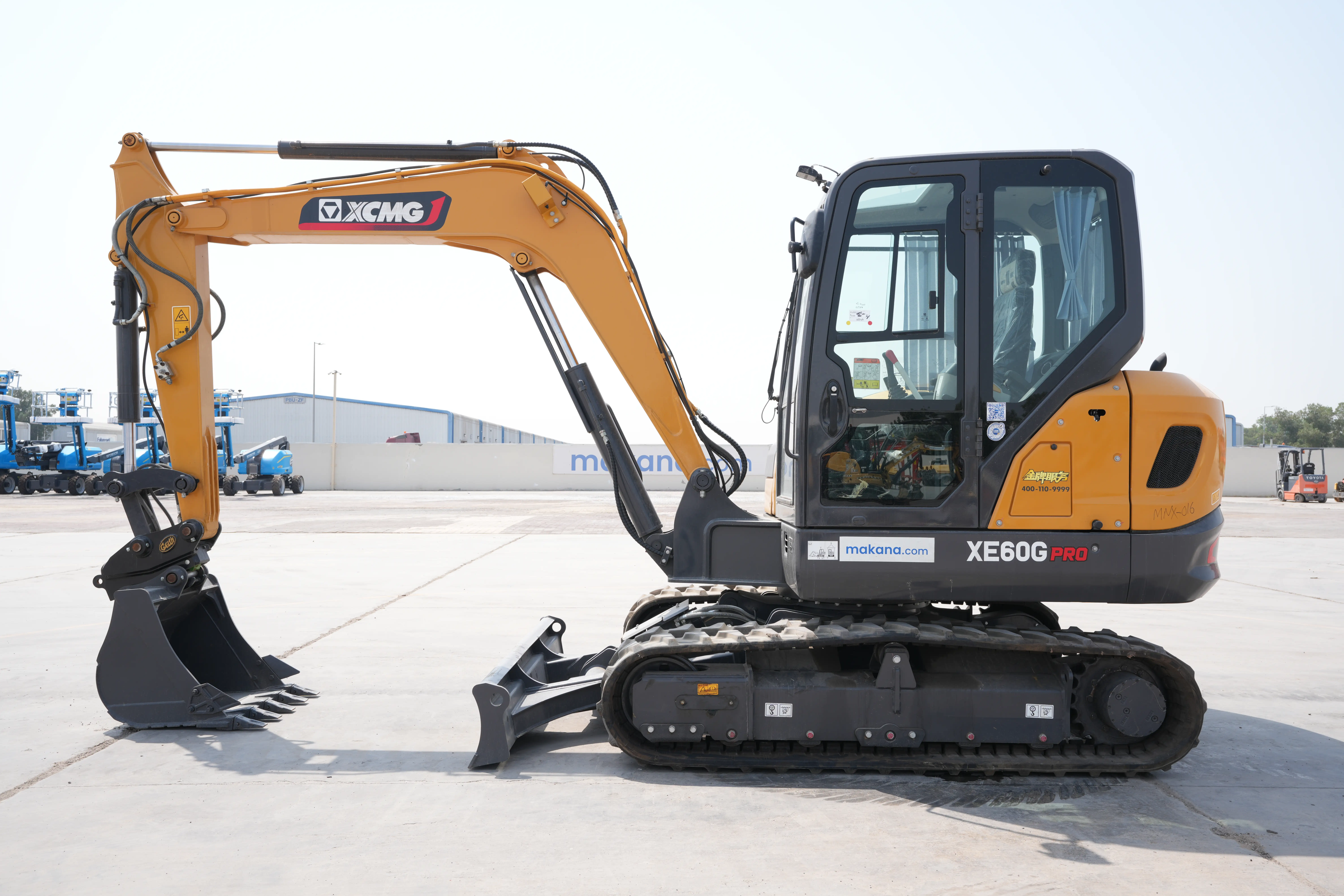 Product-XCMG XE60G Pro mini excavator-exterior