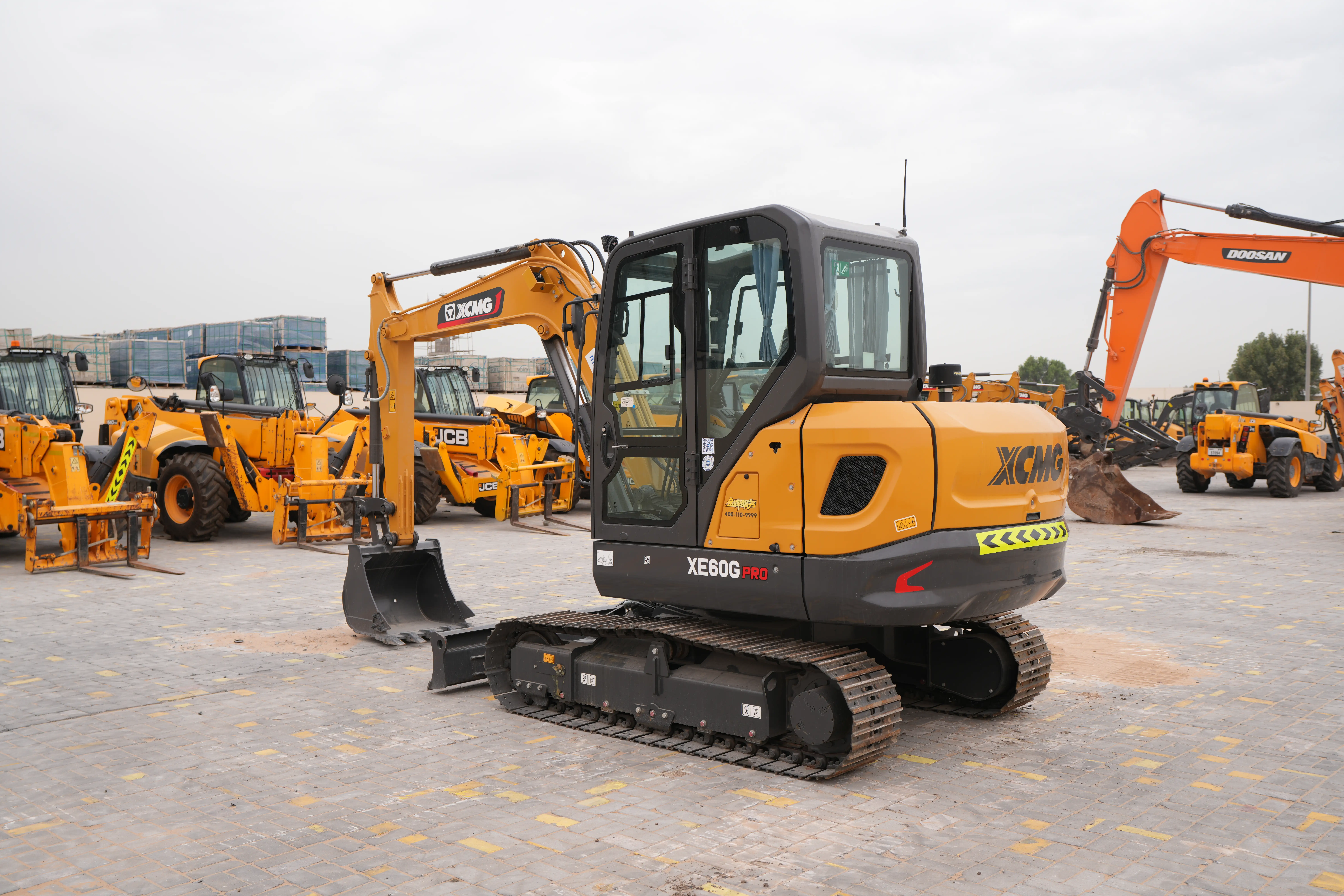Product-XCMG XE60G Pro mini excavator-exterior