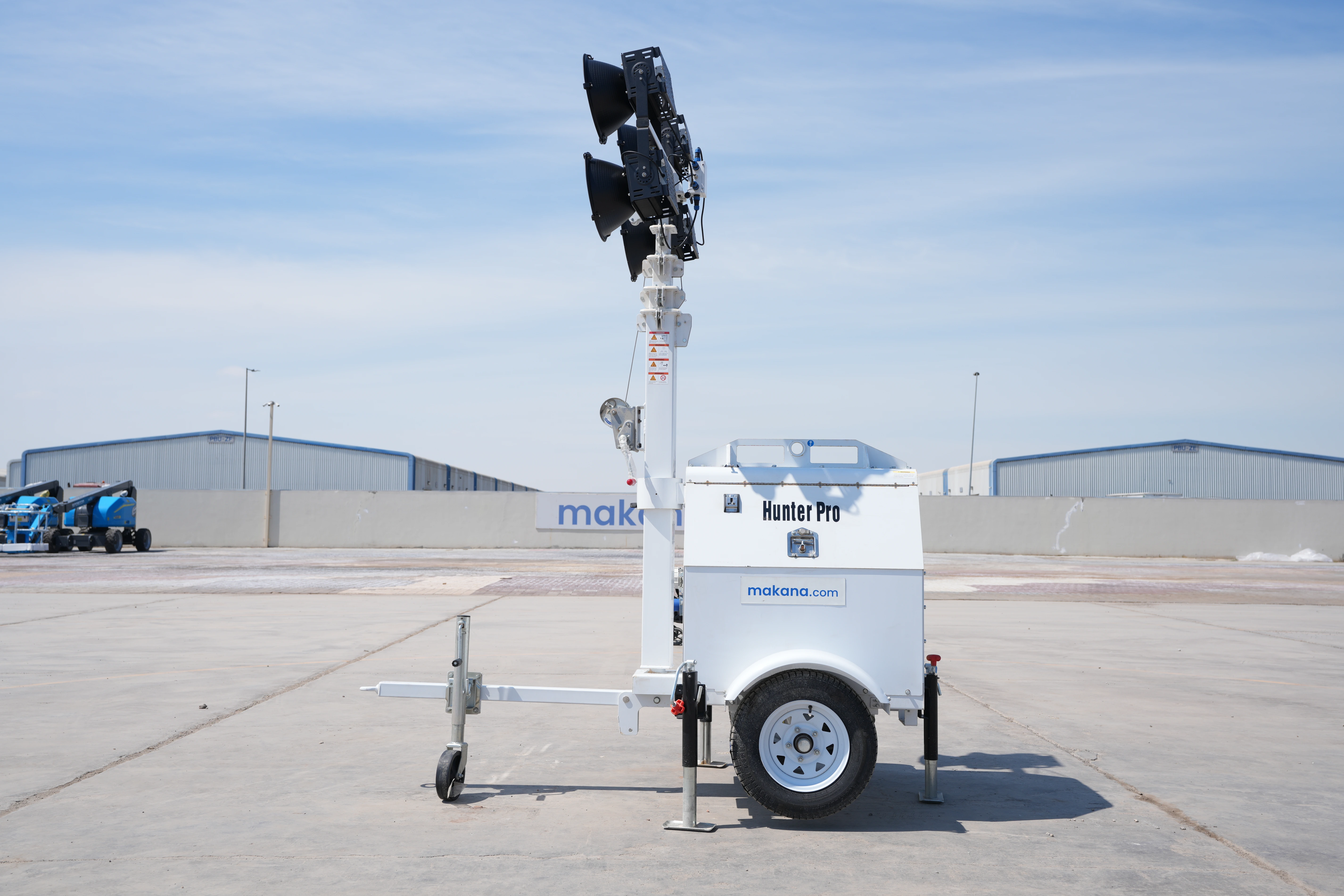 Product-Hunter Pro GLTS4005 light tower-exterior
