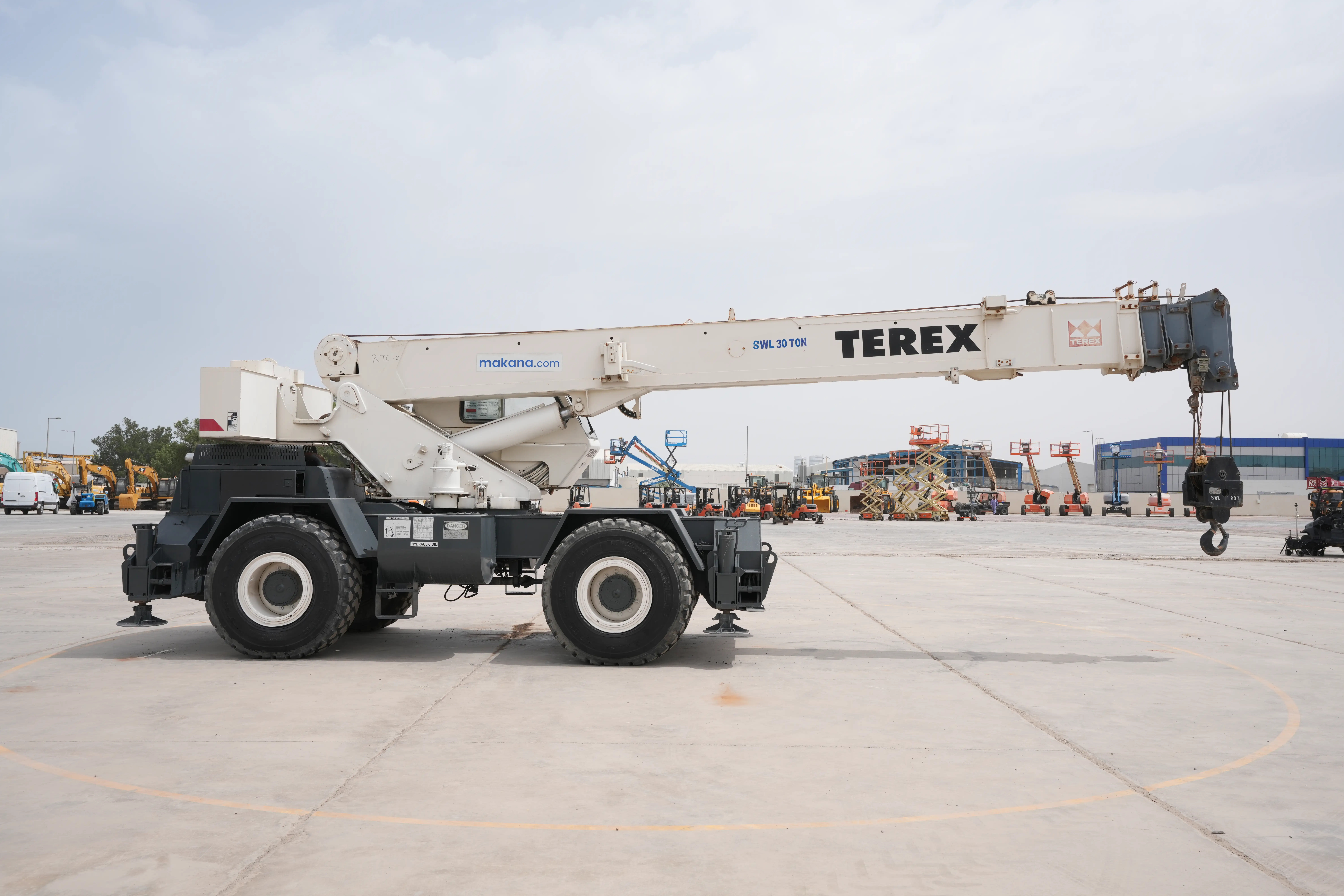 Product-Terex RT230 rough terrain crane-exterior