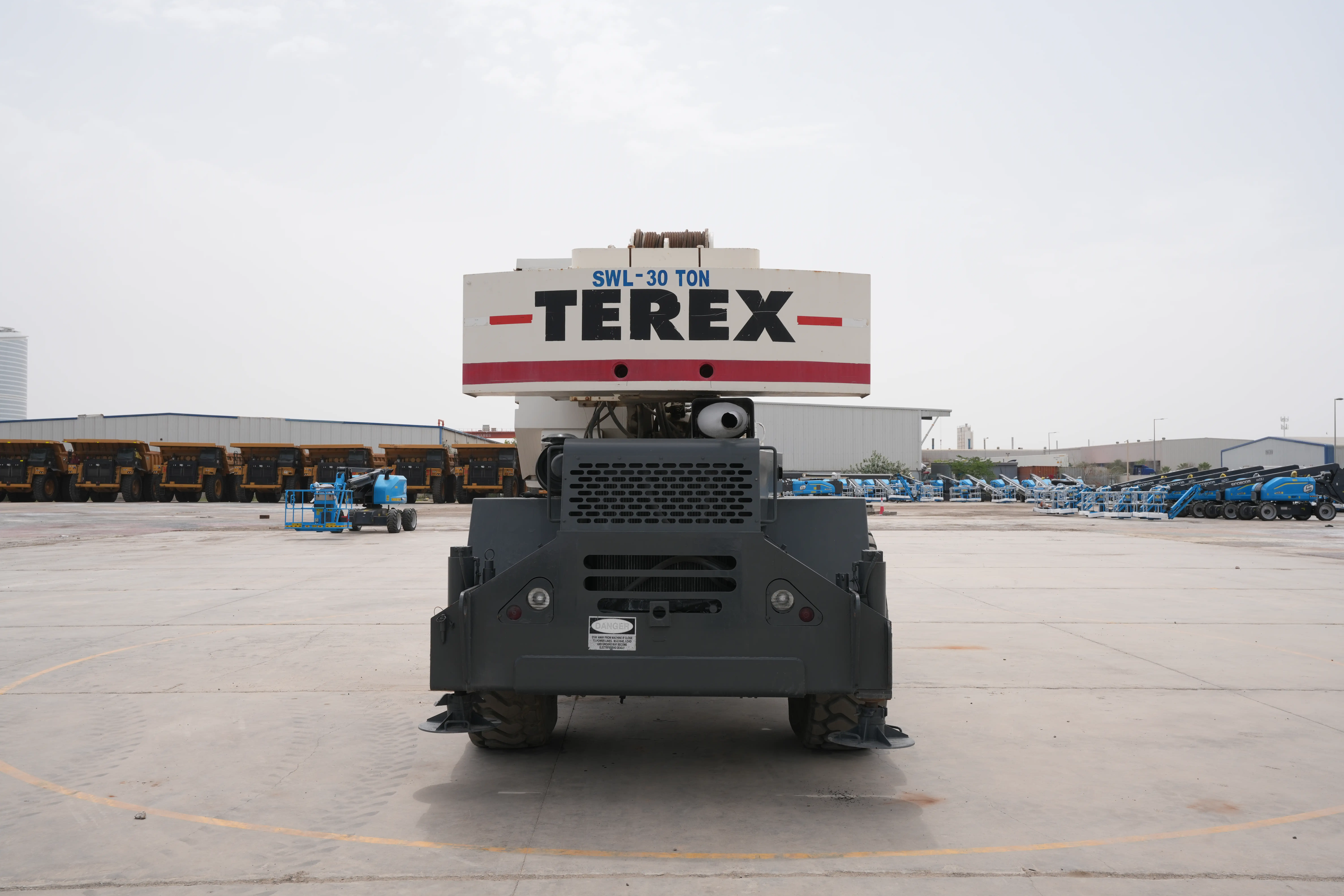 Product-Terex RT230 rough terrain crane-exterior