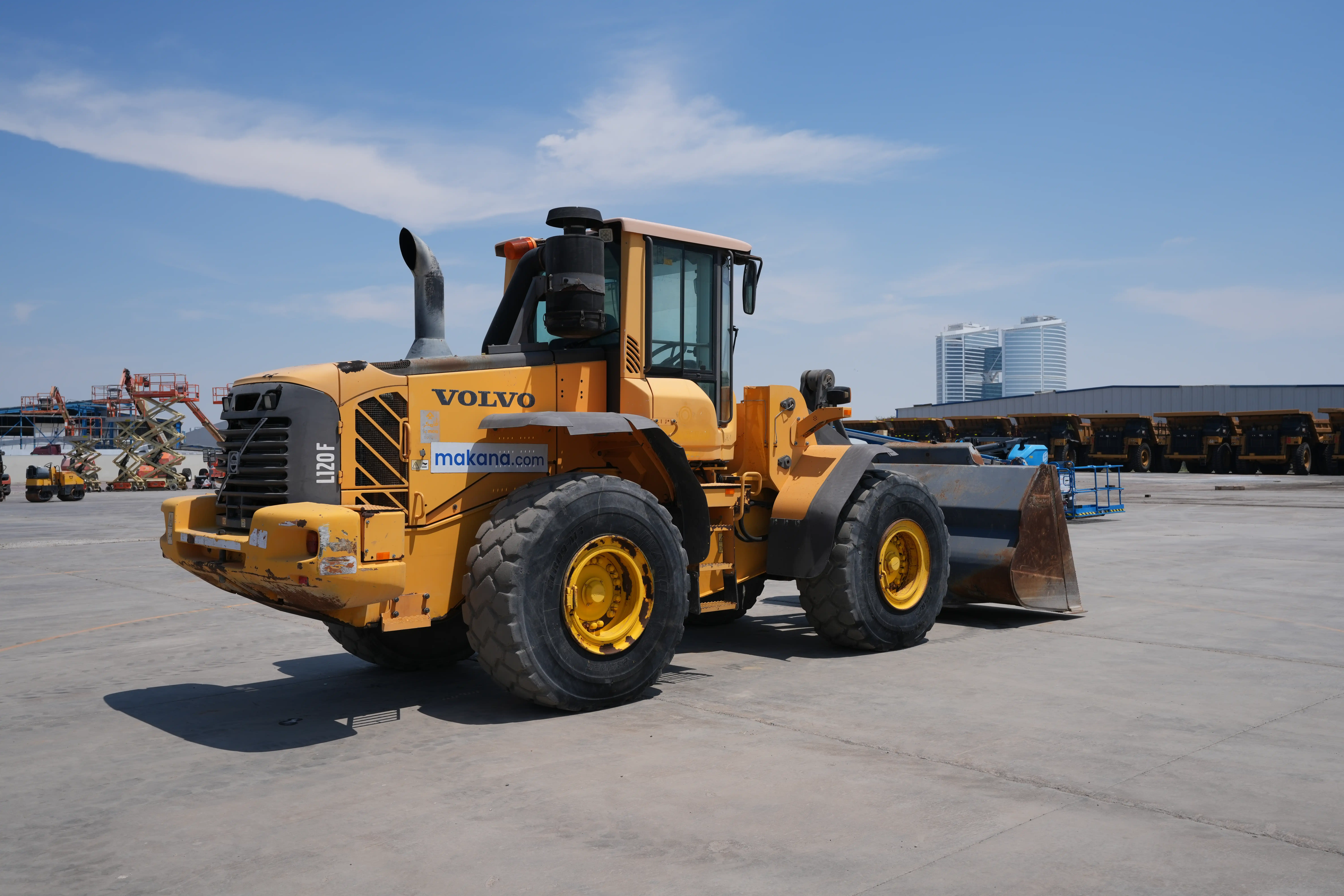 Product-Volvo L120F wheel loader-exterior