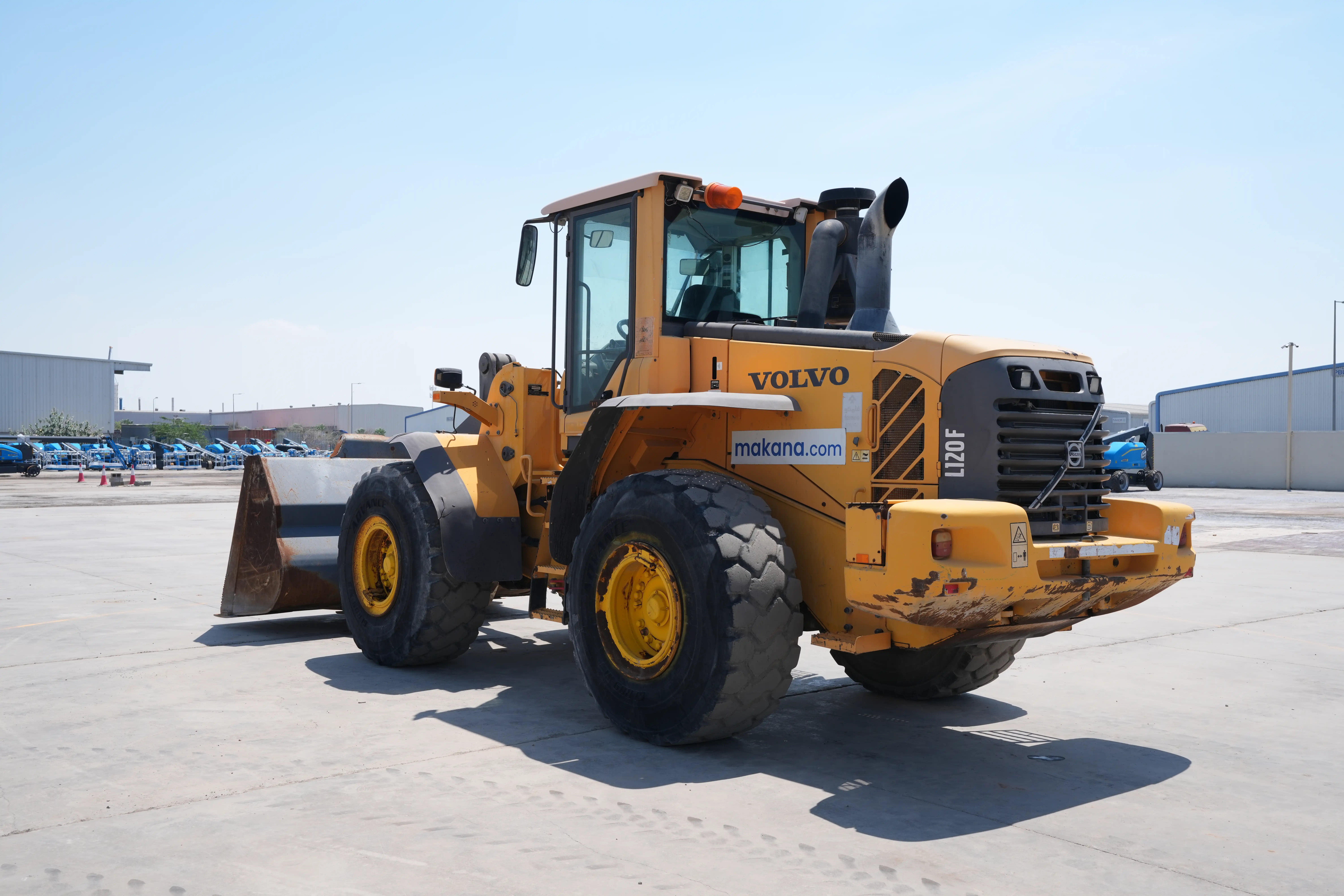 Product-Volvo L120F wheel loader-exterior