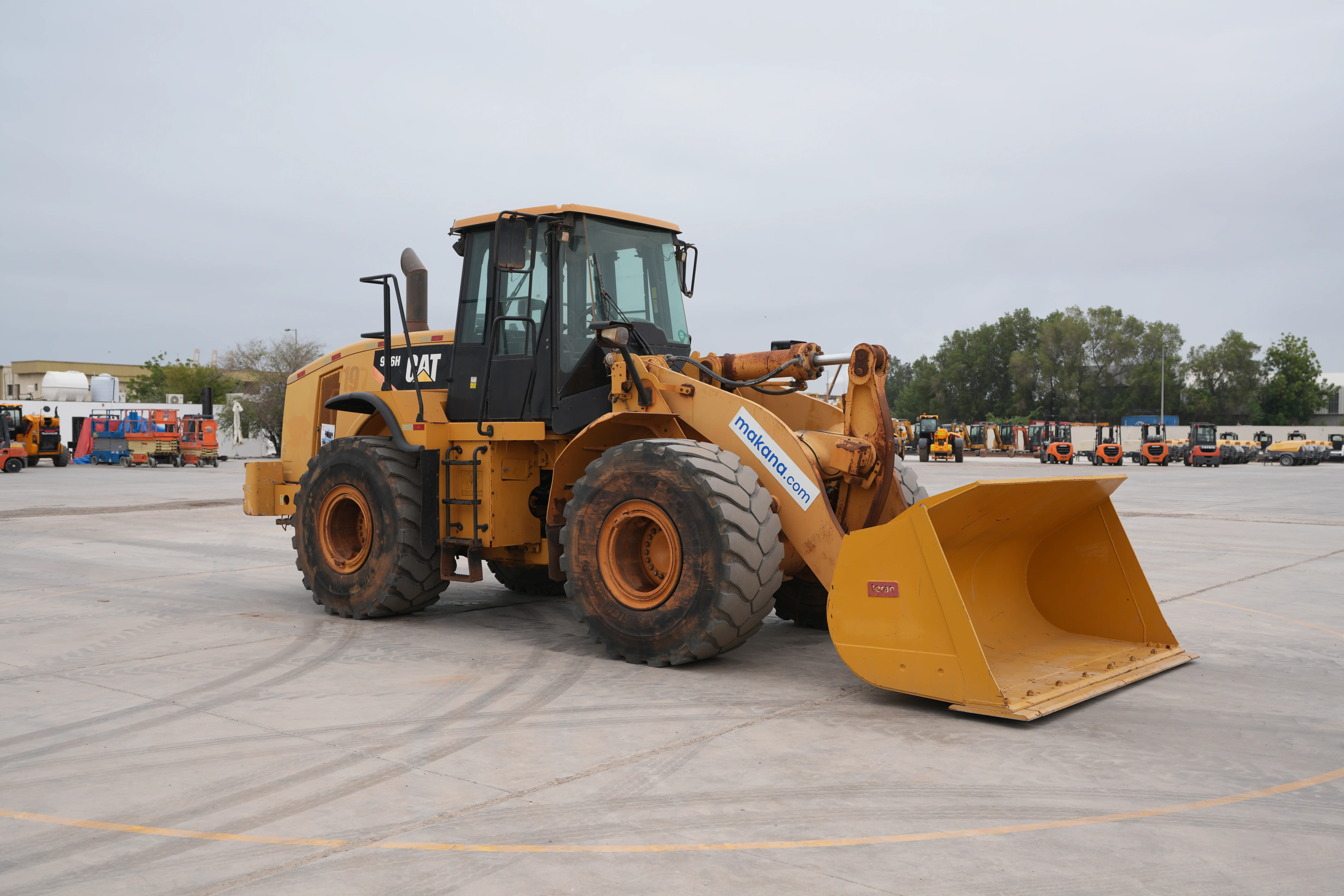 Product-Cat 966H wheel loader-exterior