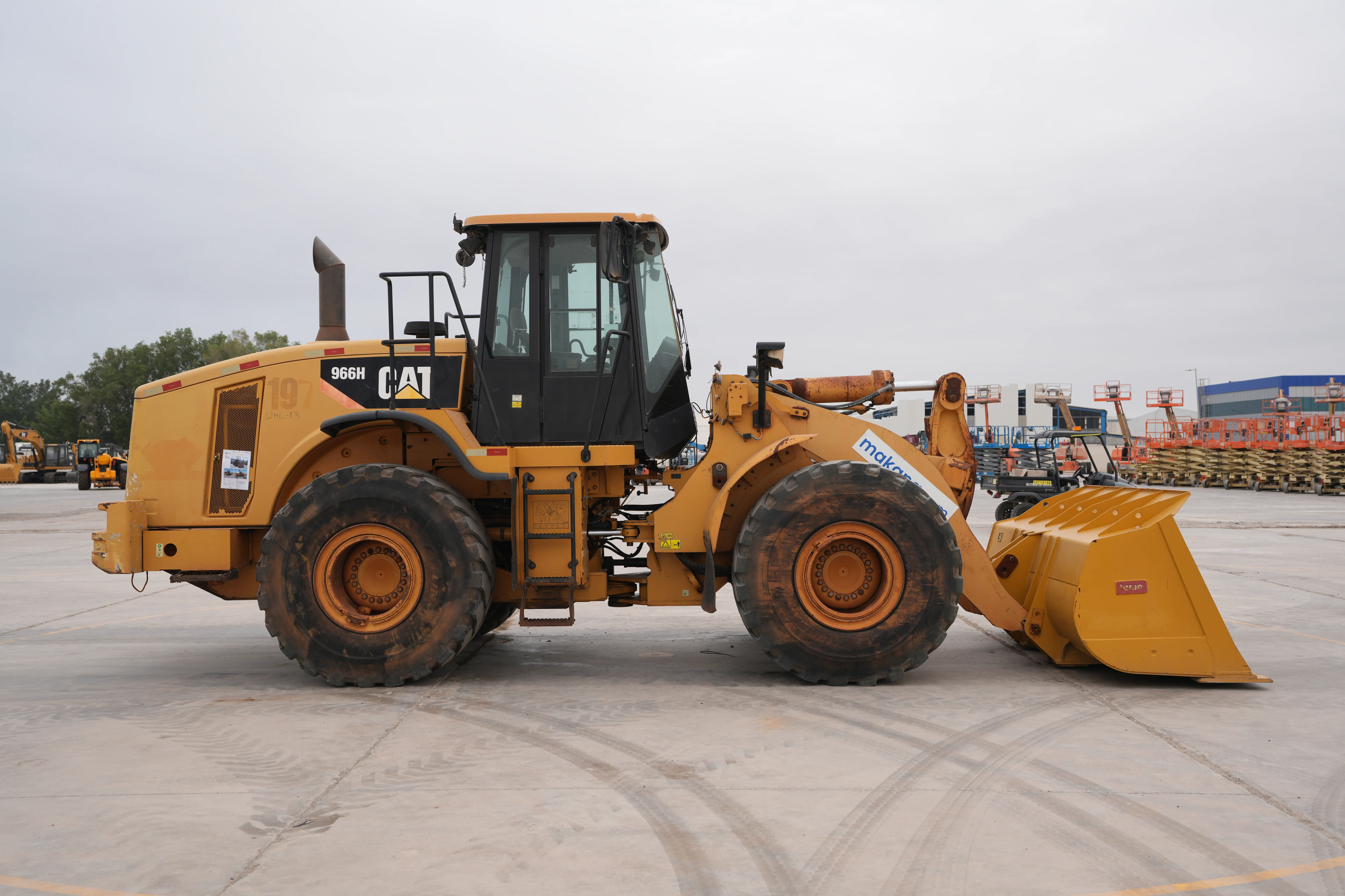Product-Cat 966H wheel loader-exterior