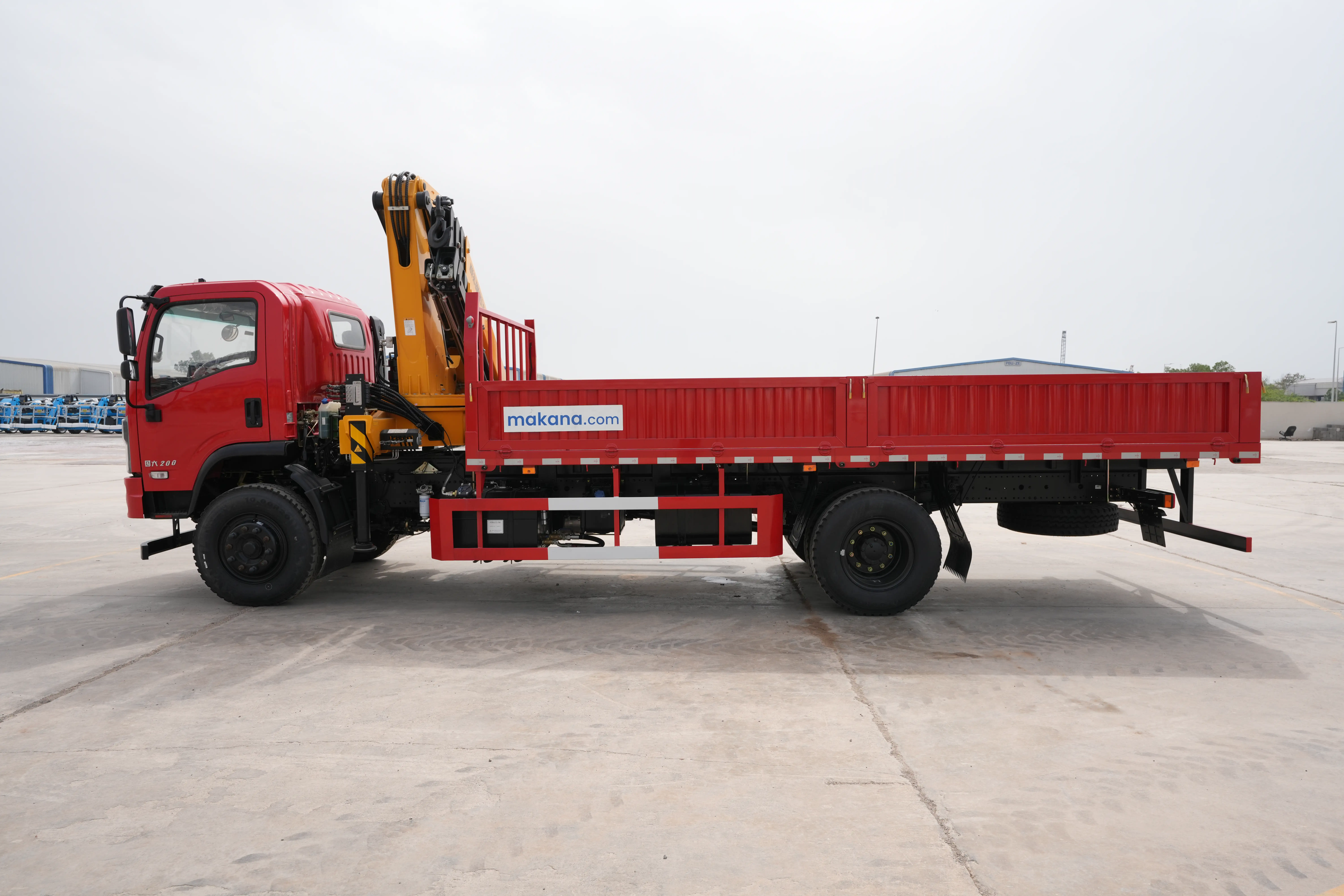 Product-XCMG SQ8ZK3Q boom crane on Dongfeng 4x2 truck-exterior
