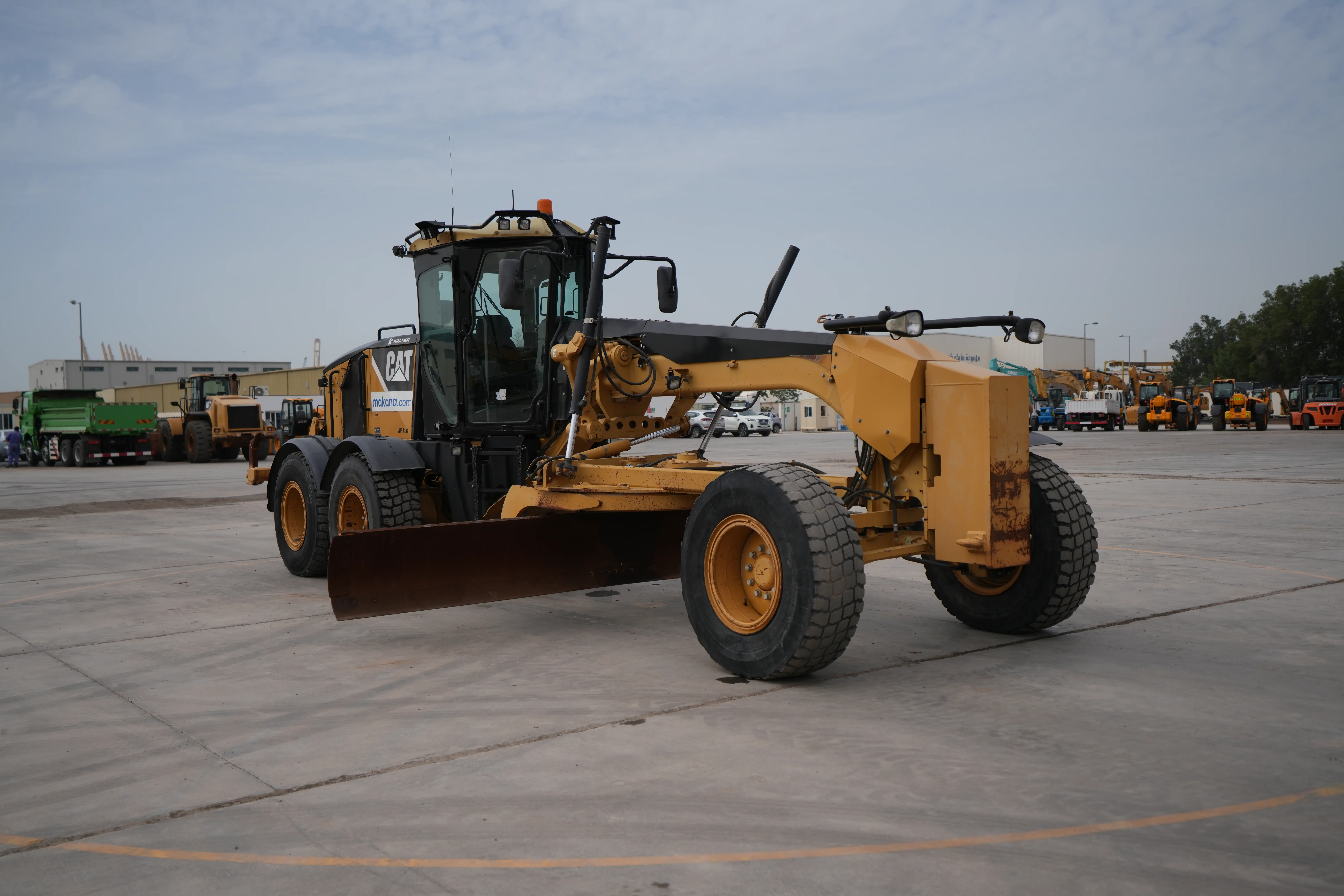 Product-Cat 140M VHP Plus motor grader-exterior