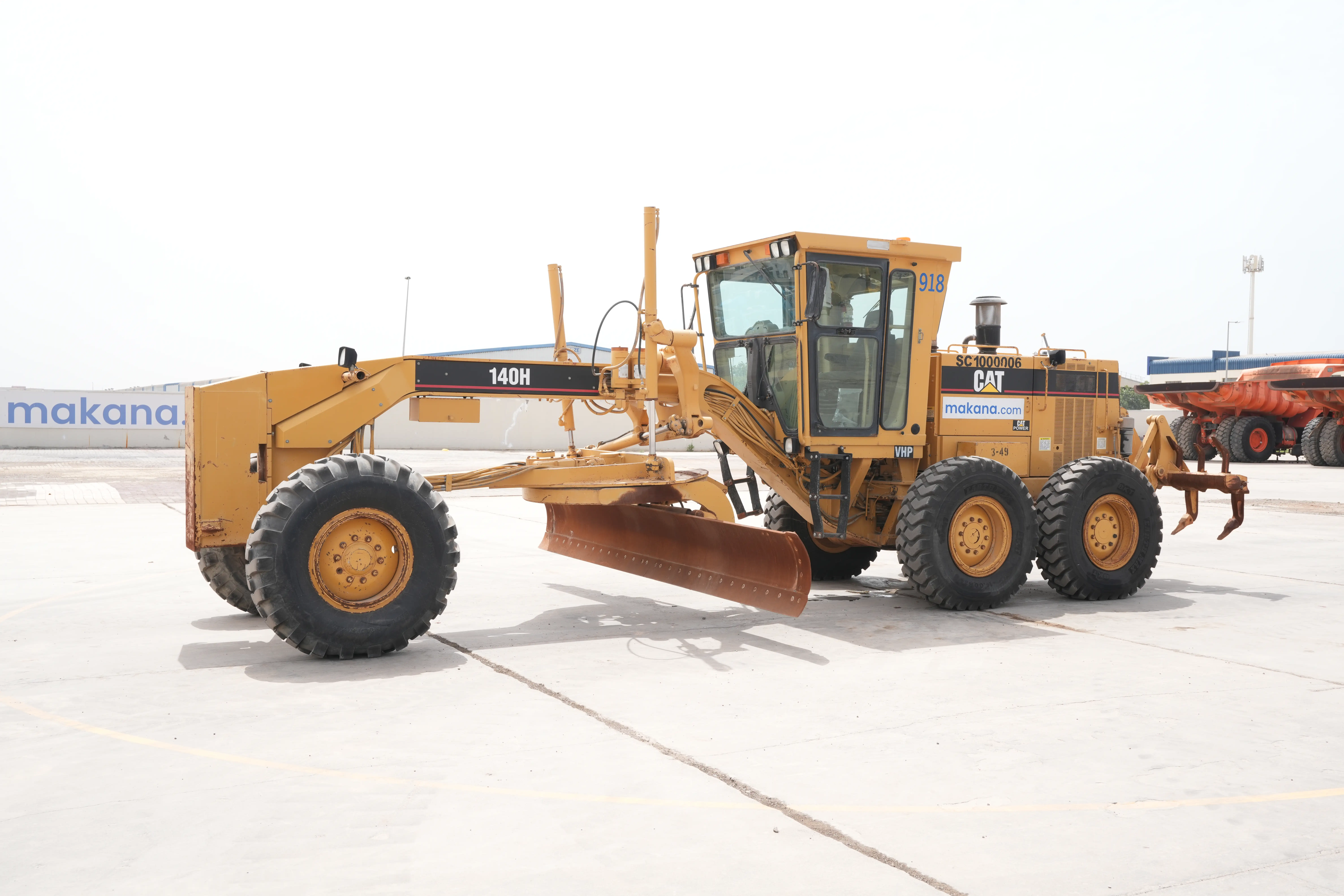 Product-Cat 140H motor grader-exterior