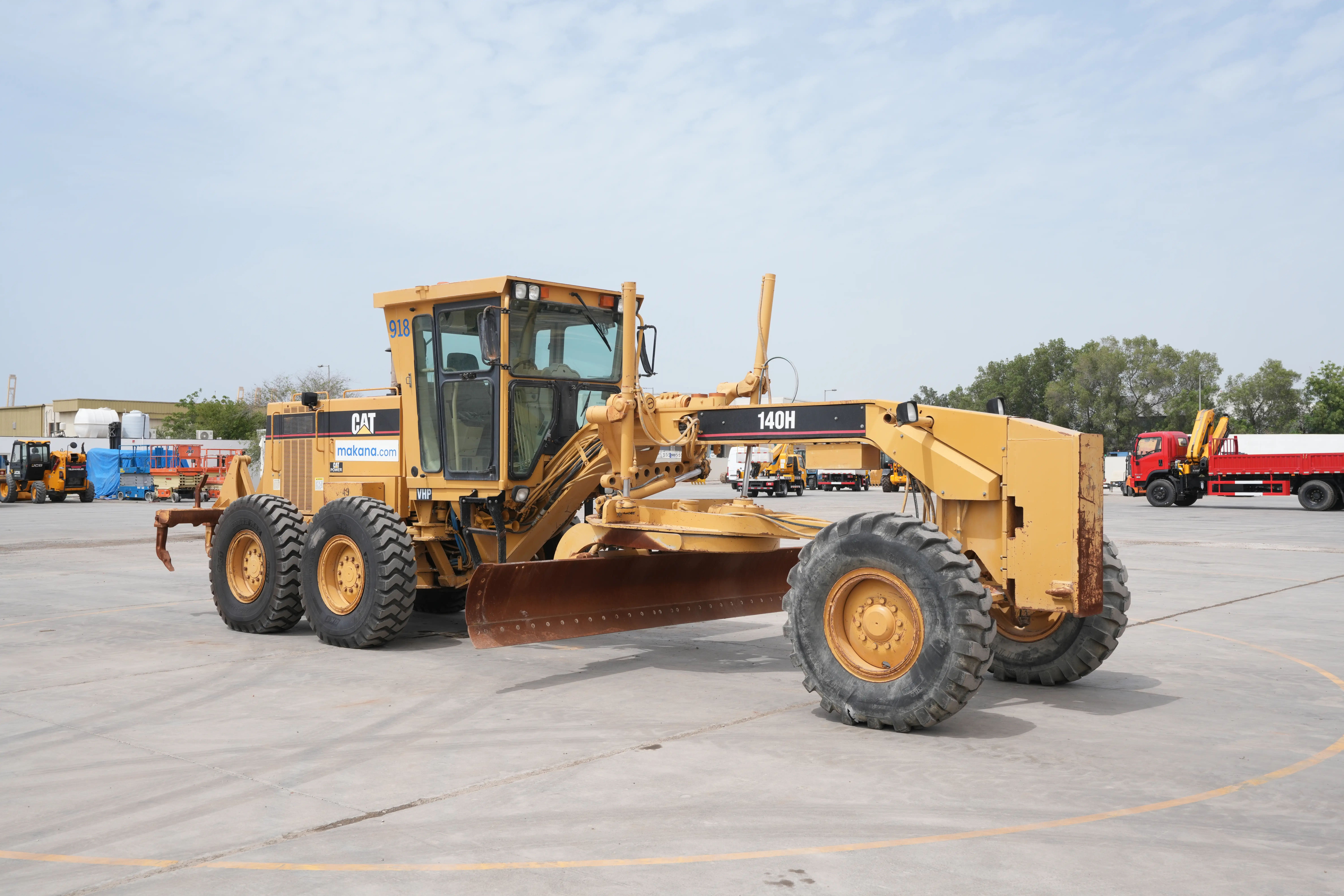 Product-Cat 140H motor grader-exterior