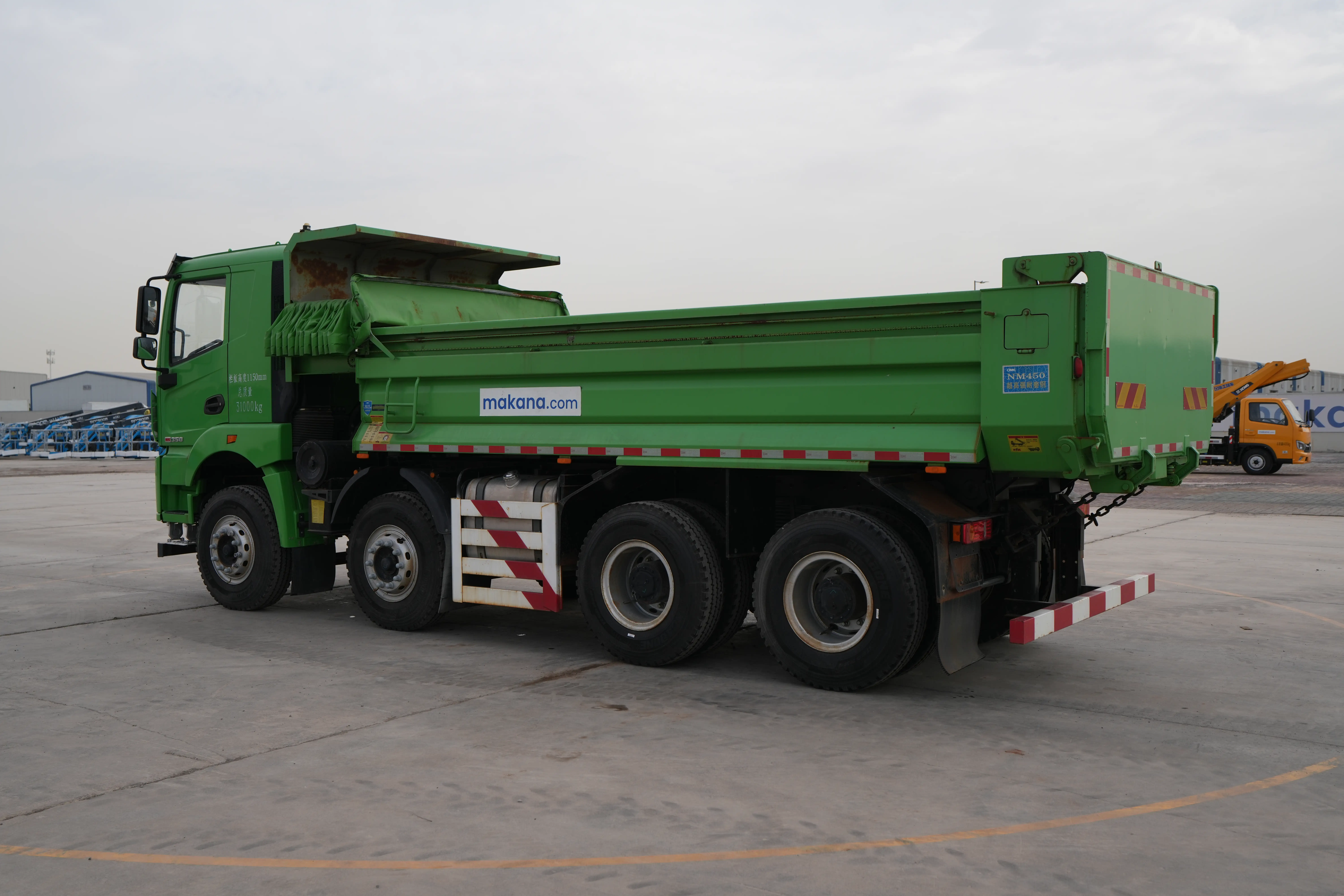 Product-XCMG Hanvan G5 8x4 tipper truck-exterior