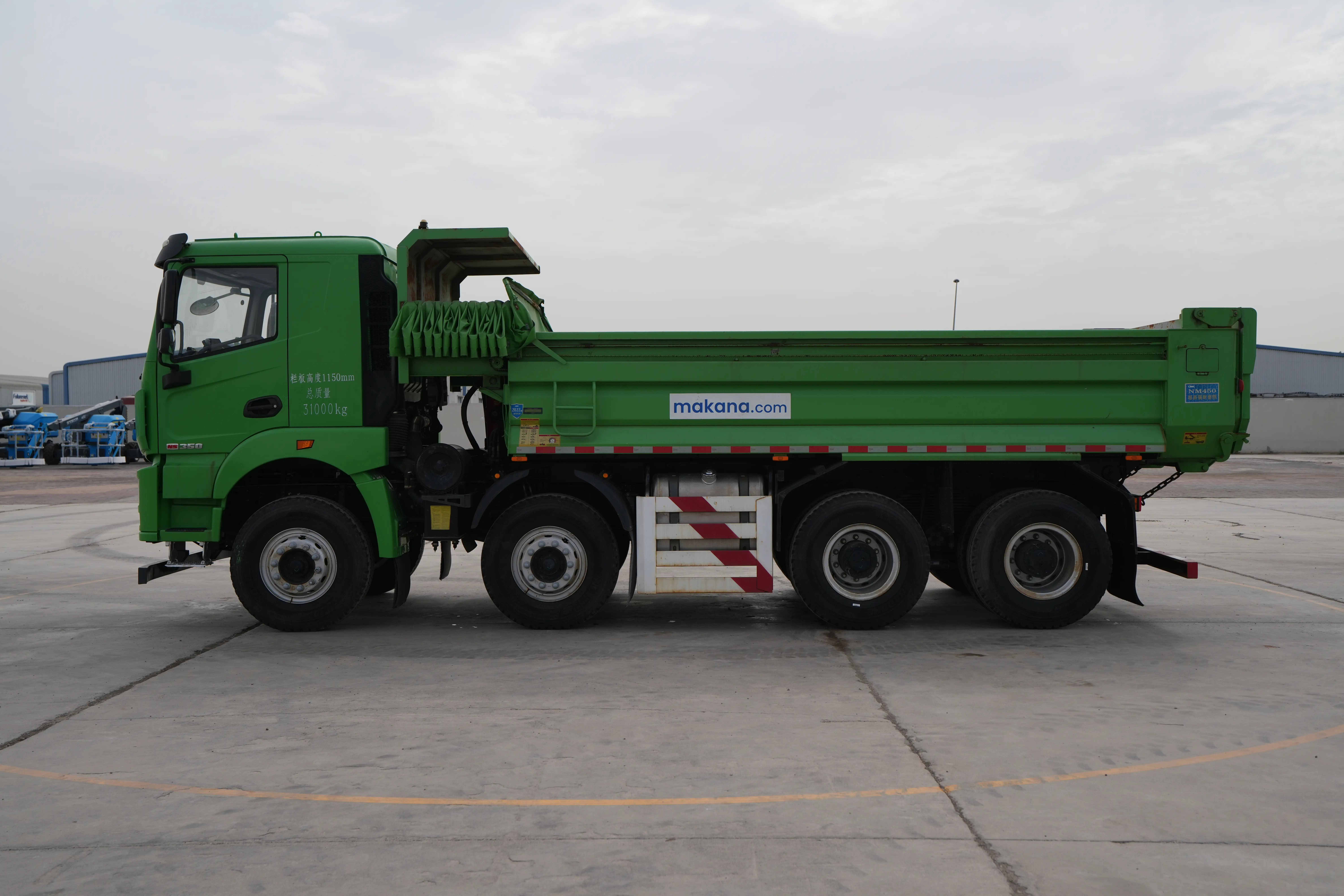 Product-XCMG Hanvan G5 8x4 tipper truck-exterior