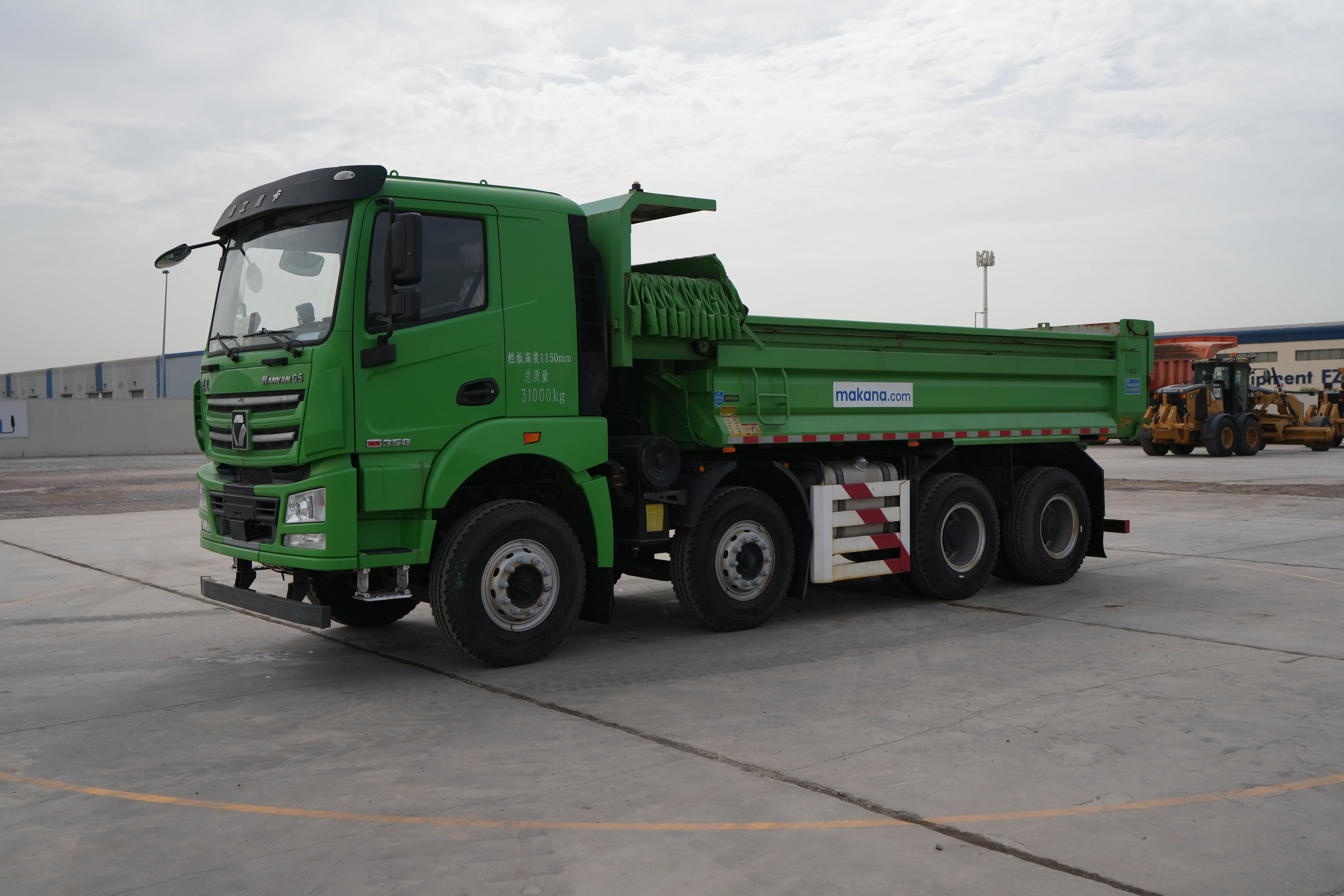 Product-XCMG Hanvan G5 8x4 tipper truck-exterior