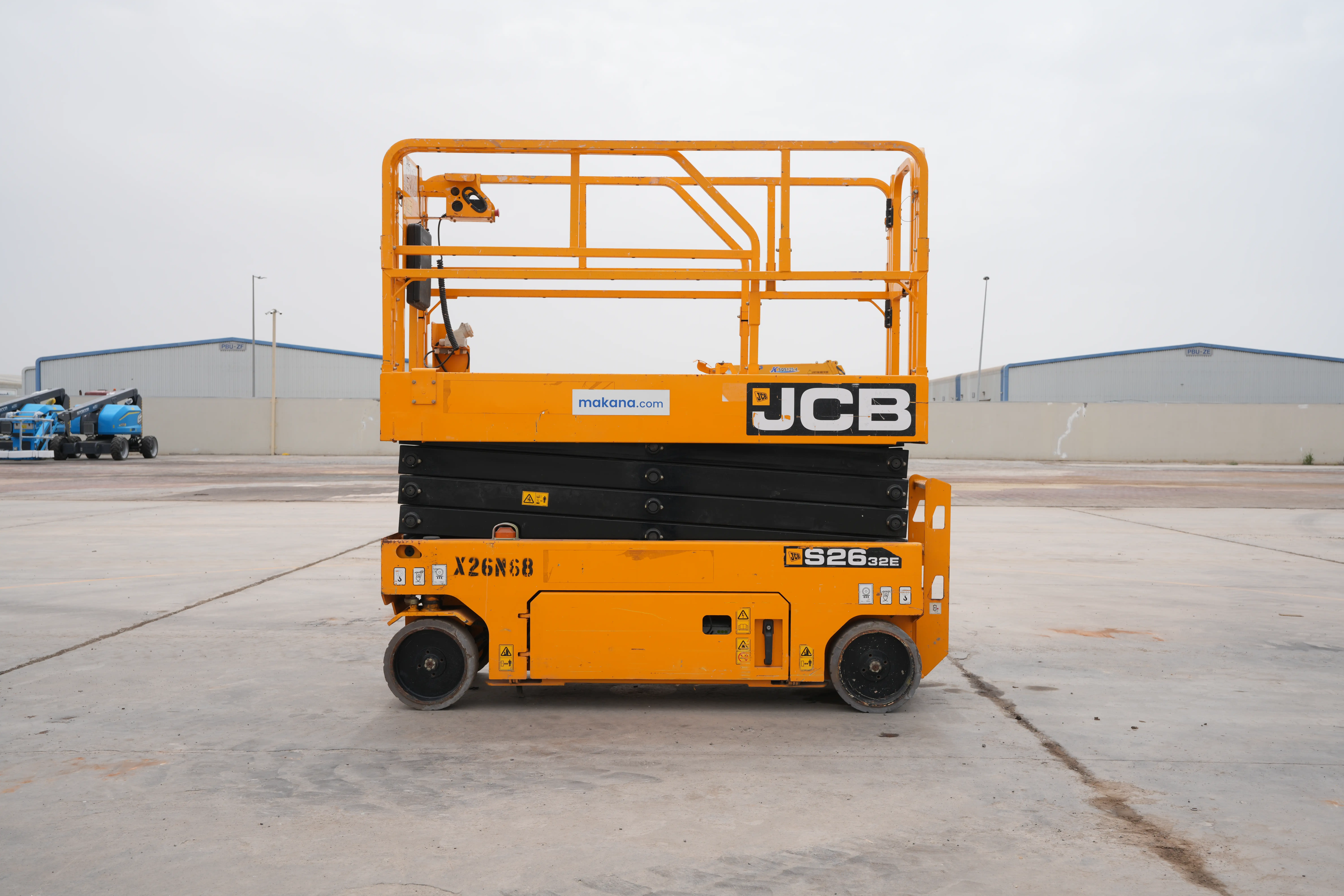 Product-JCB S2632E electric scissor lift-exterior