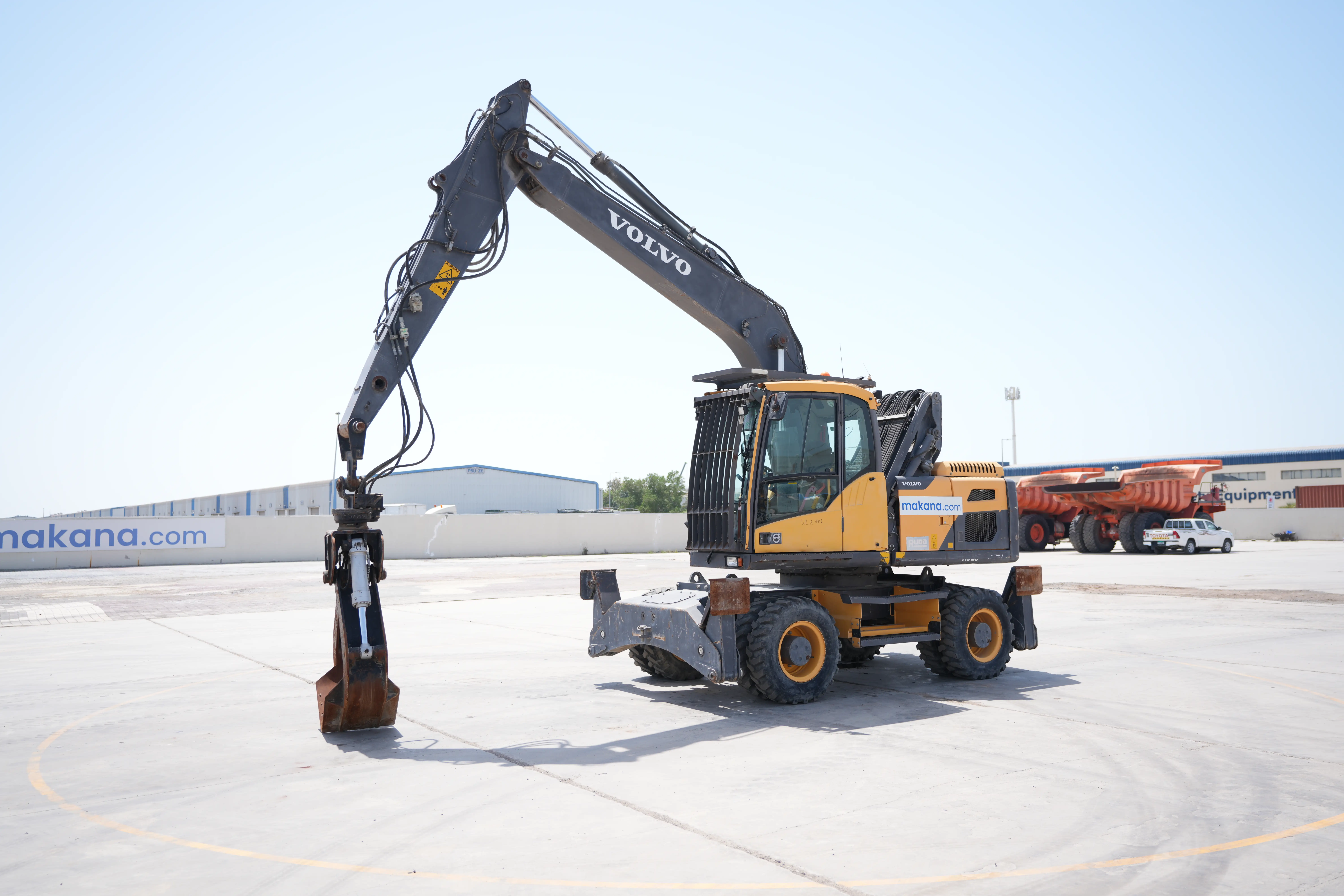 Product-Volvo EW160D wheel excavator with grab-exterior
