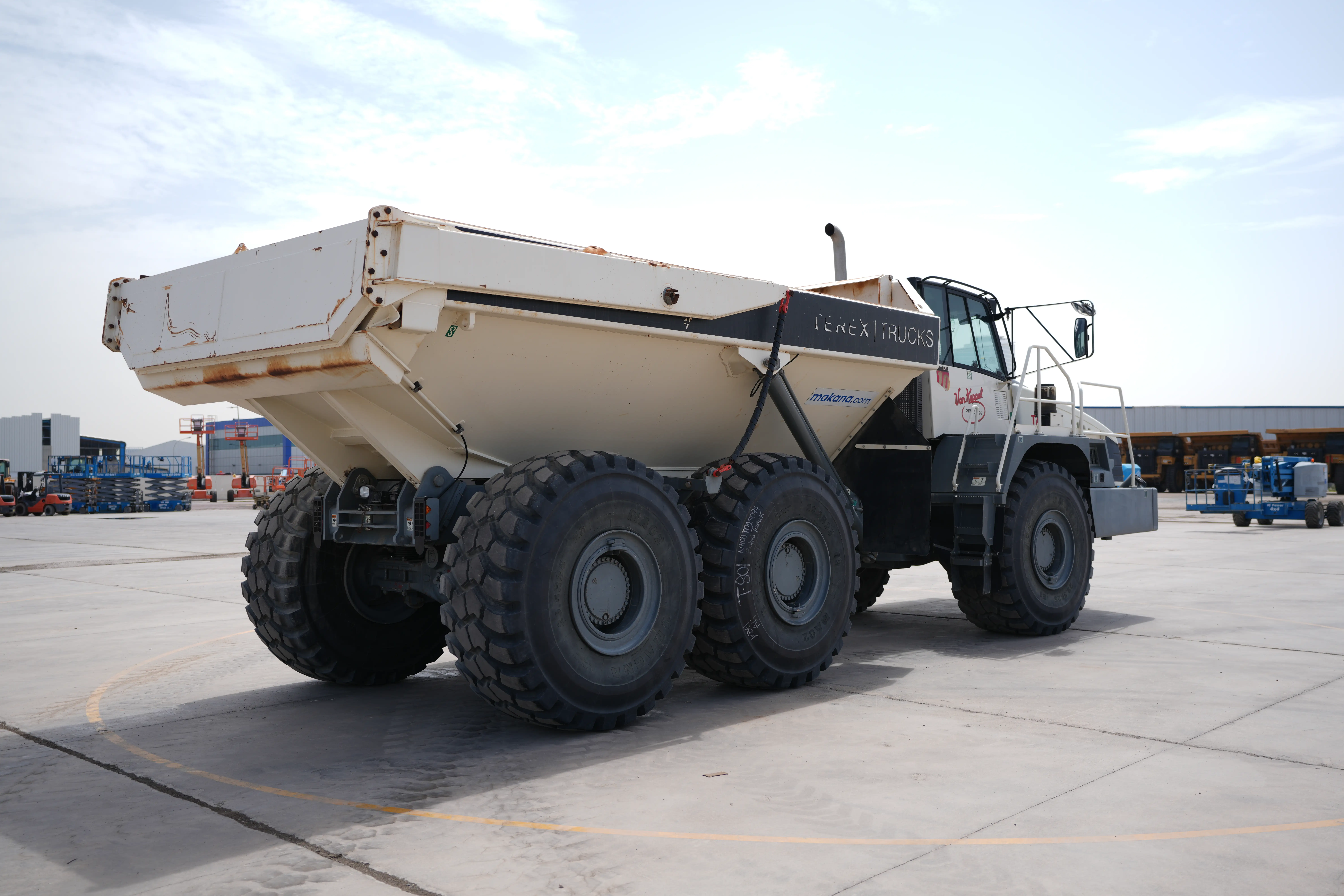 Product-Terex TA400 articulated dump truck-exterior