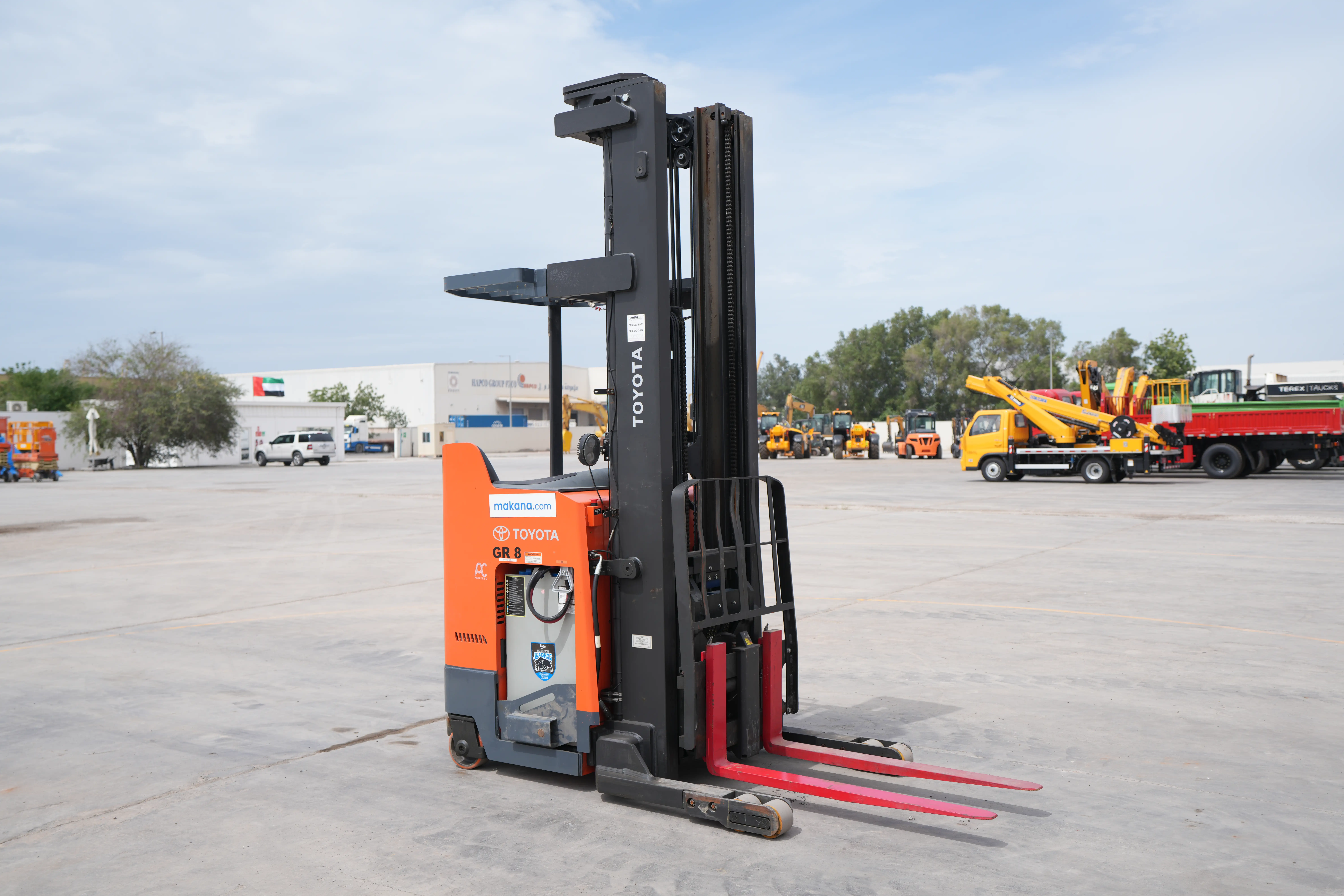 Product-Toyota 9BRU23 reach truck-exterior