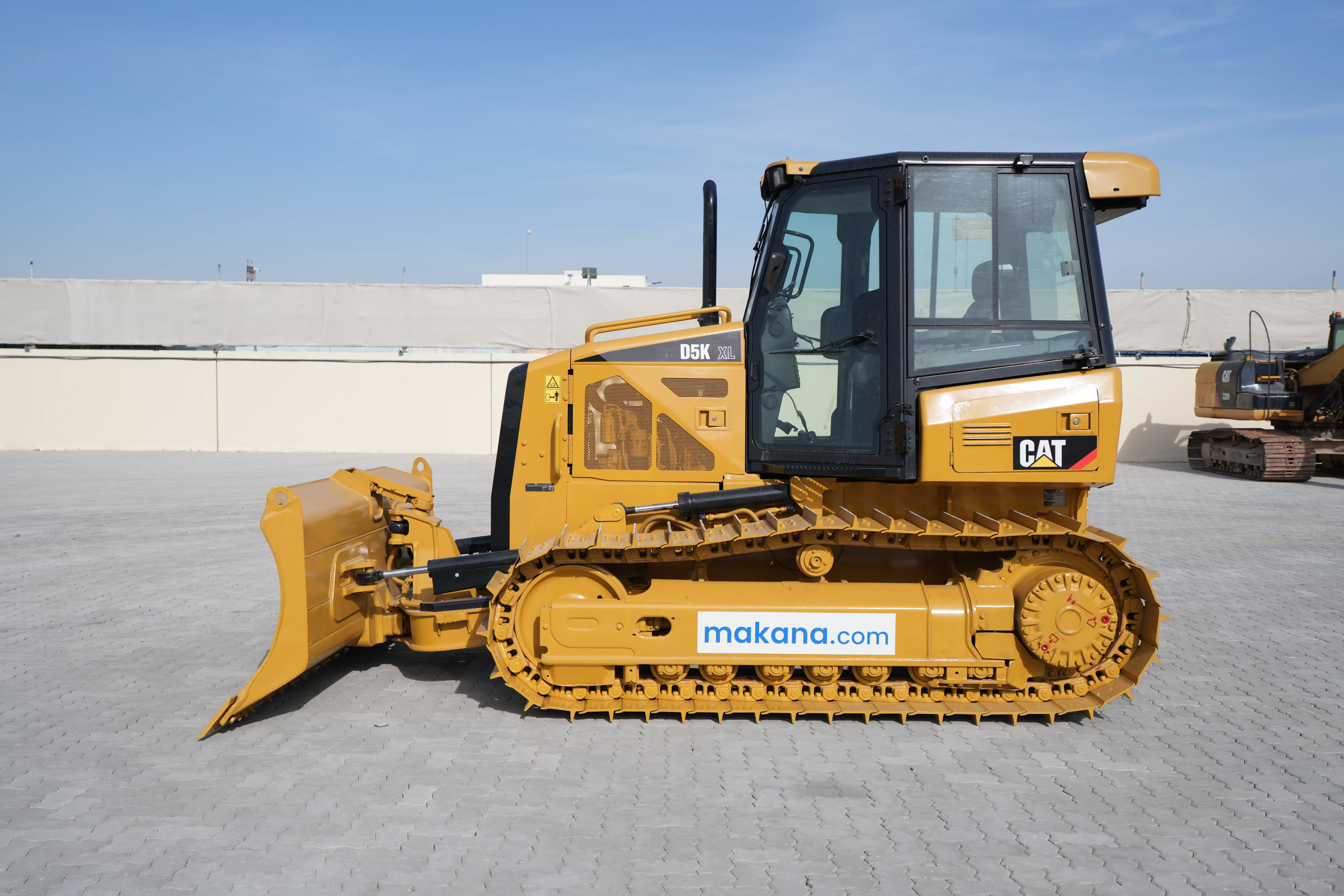 Product-Cat D5K XL crawler dozer-exterior