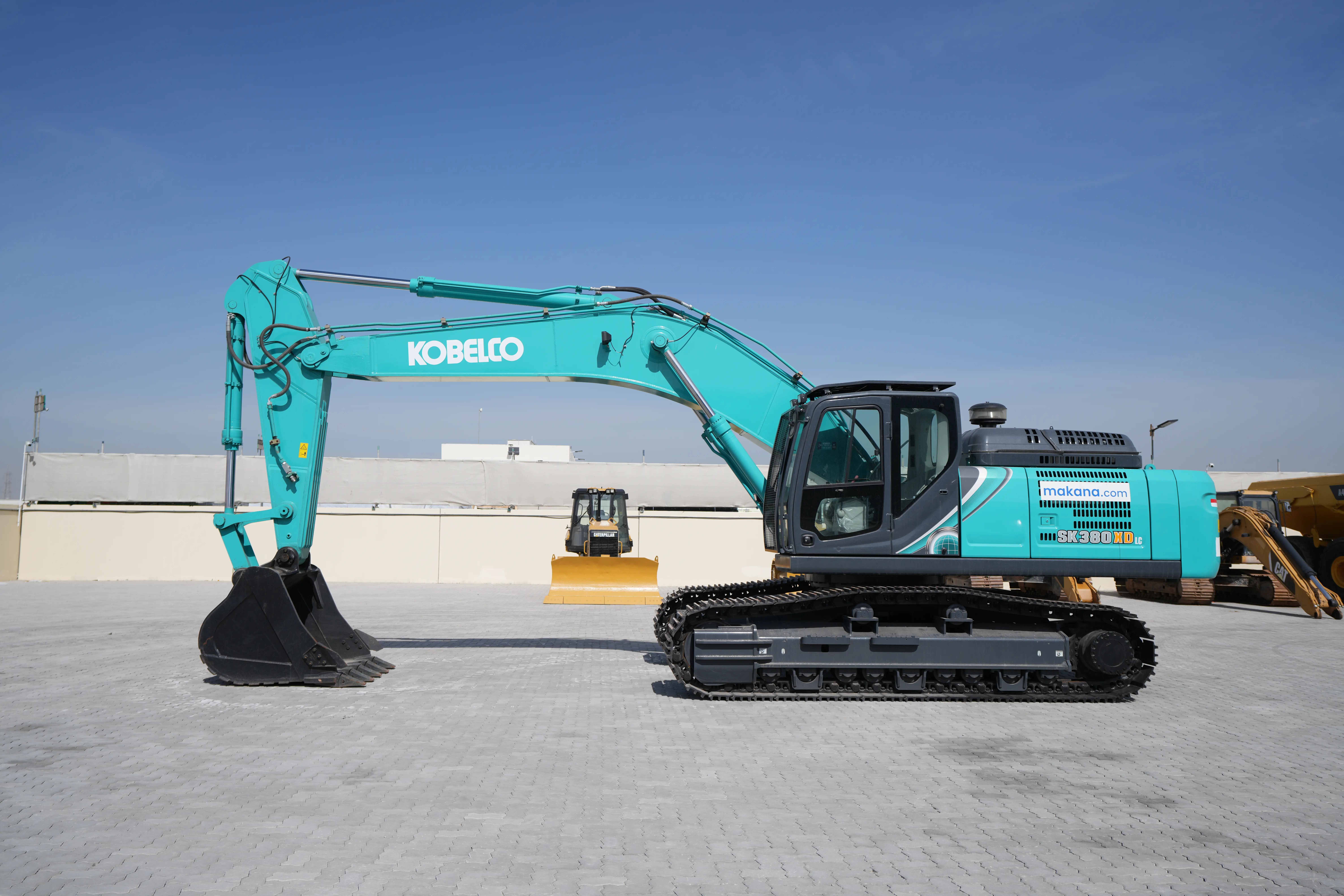 Product-Kobelco SK380XDLC medium excavator-exterior