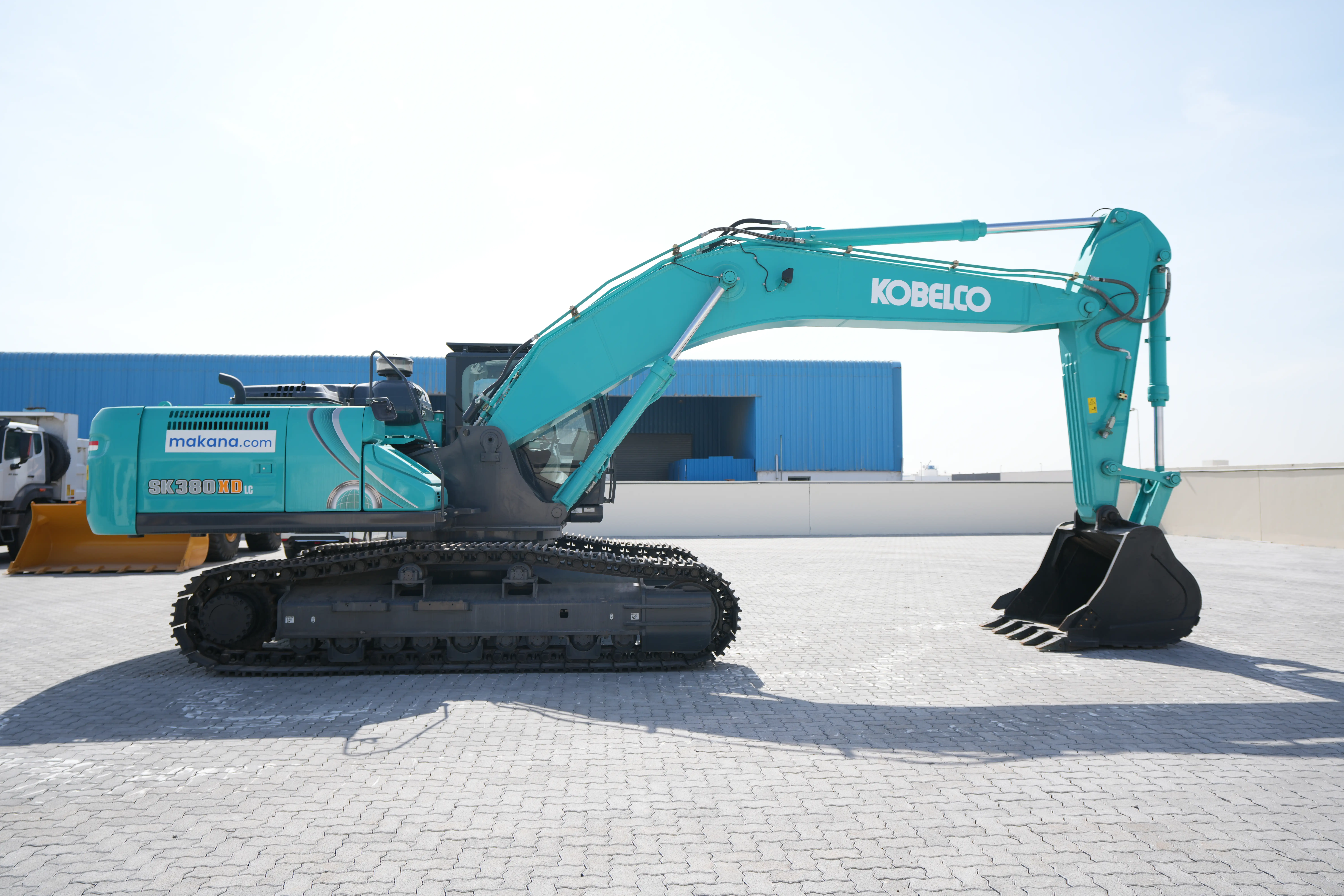 Product-Kobelco SK380XDLC medium excavator-exterior
