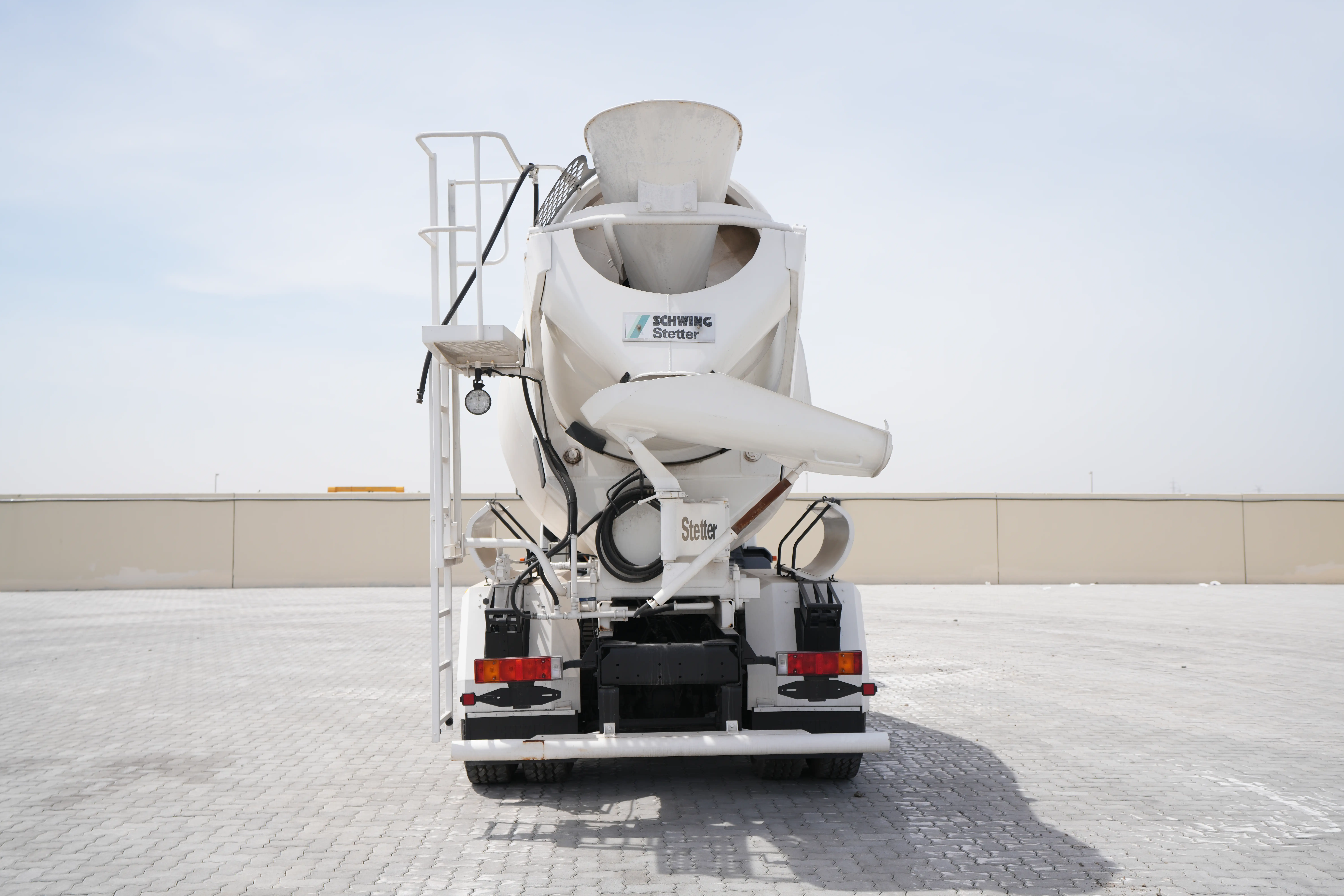 Product-MAN CLA 26.280 6x4 concrete mixer truck-exterior