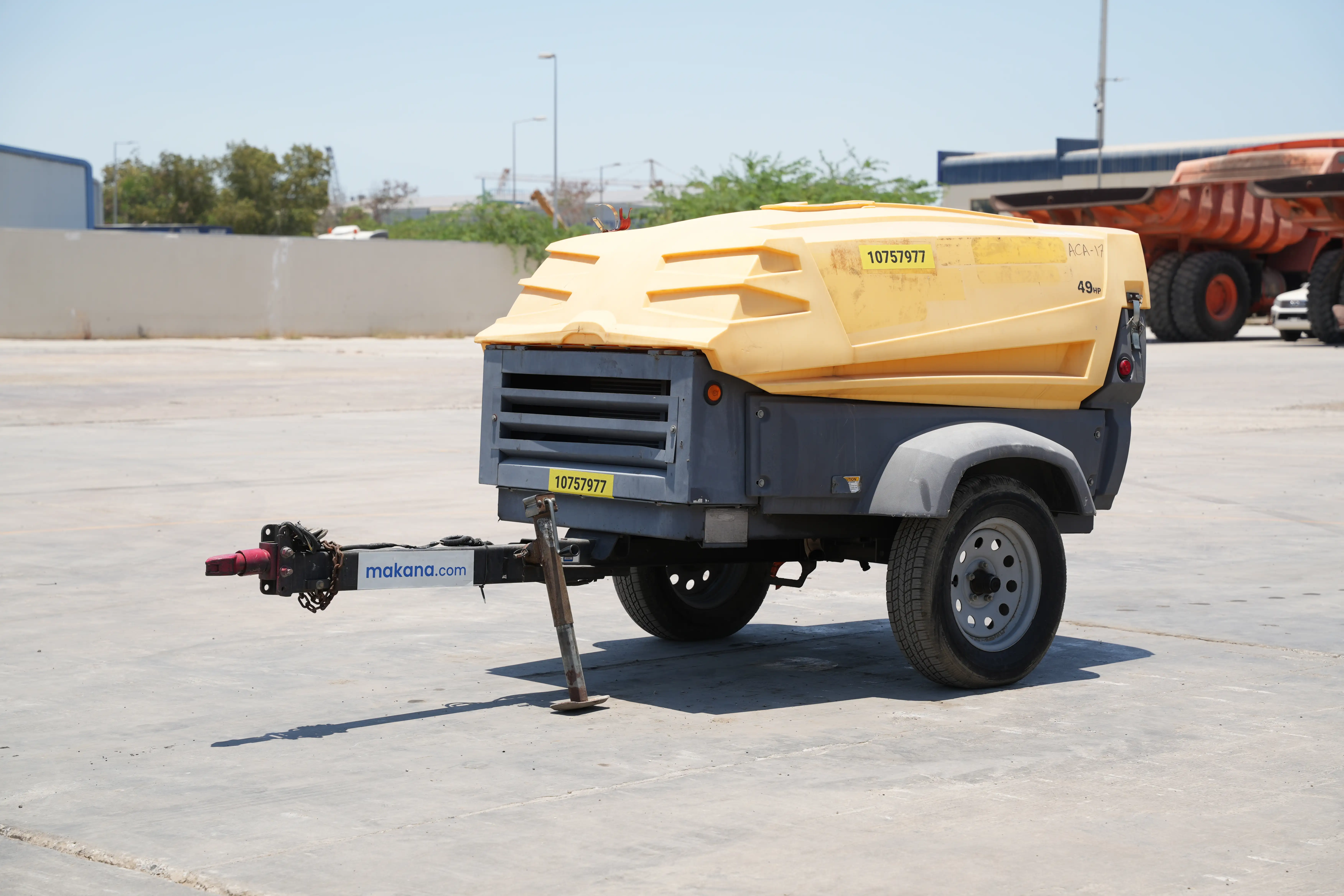Product-Atlas Copco XAS 185 air compressor-exterior