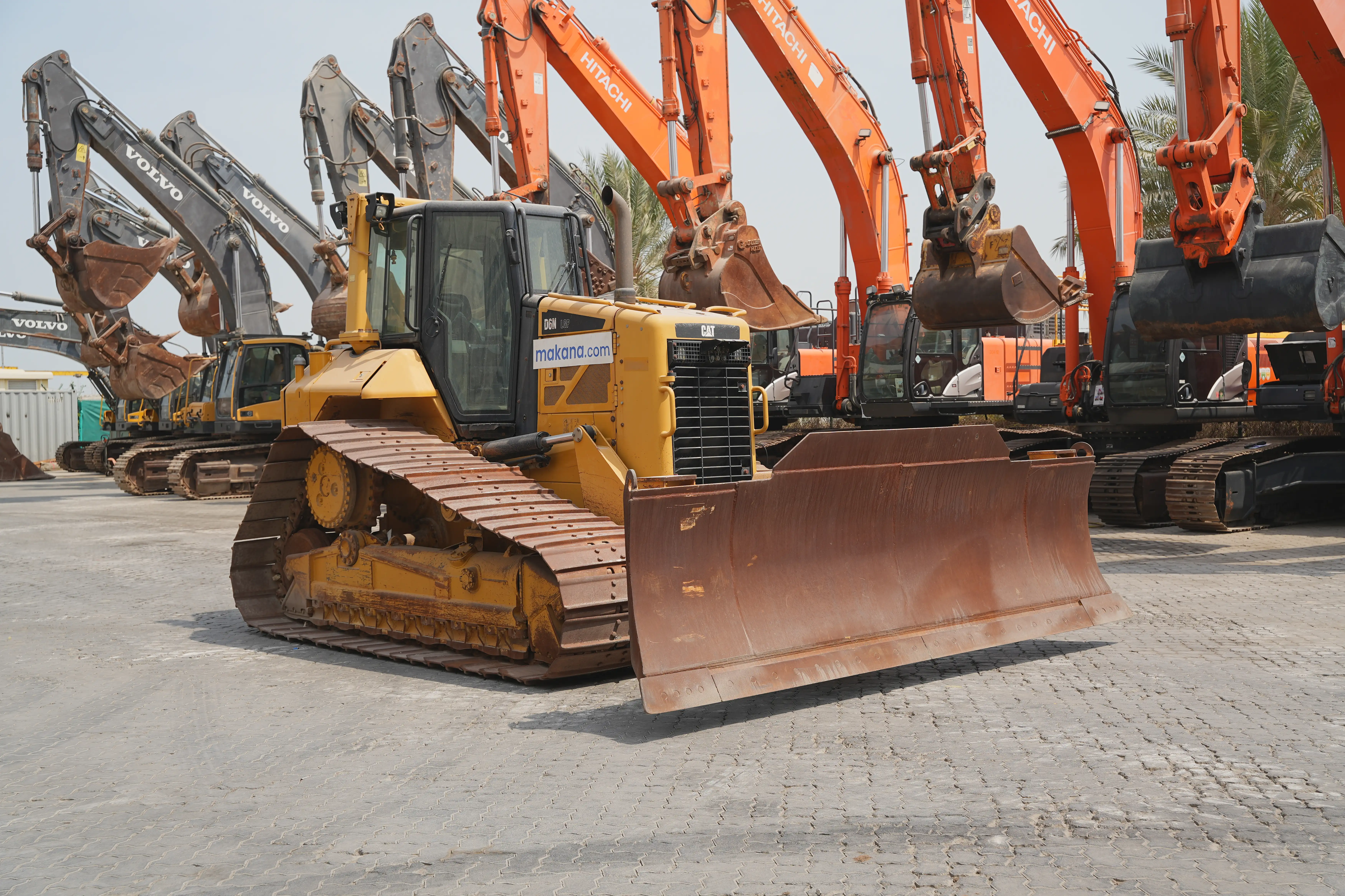 Product-بلدوزر-بجنزير-كاتربيلر-D6N-LGP-exterior