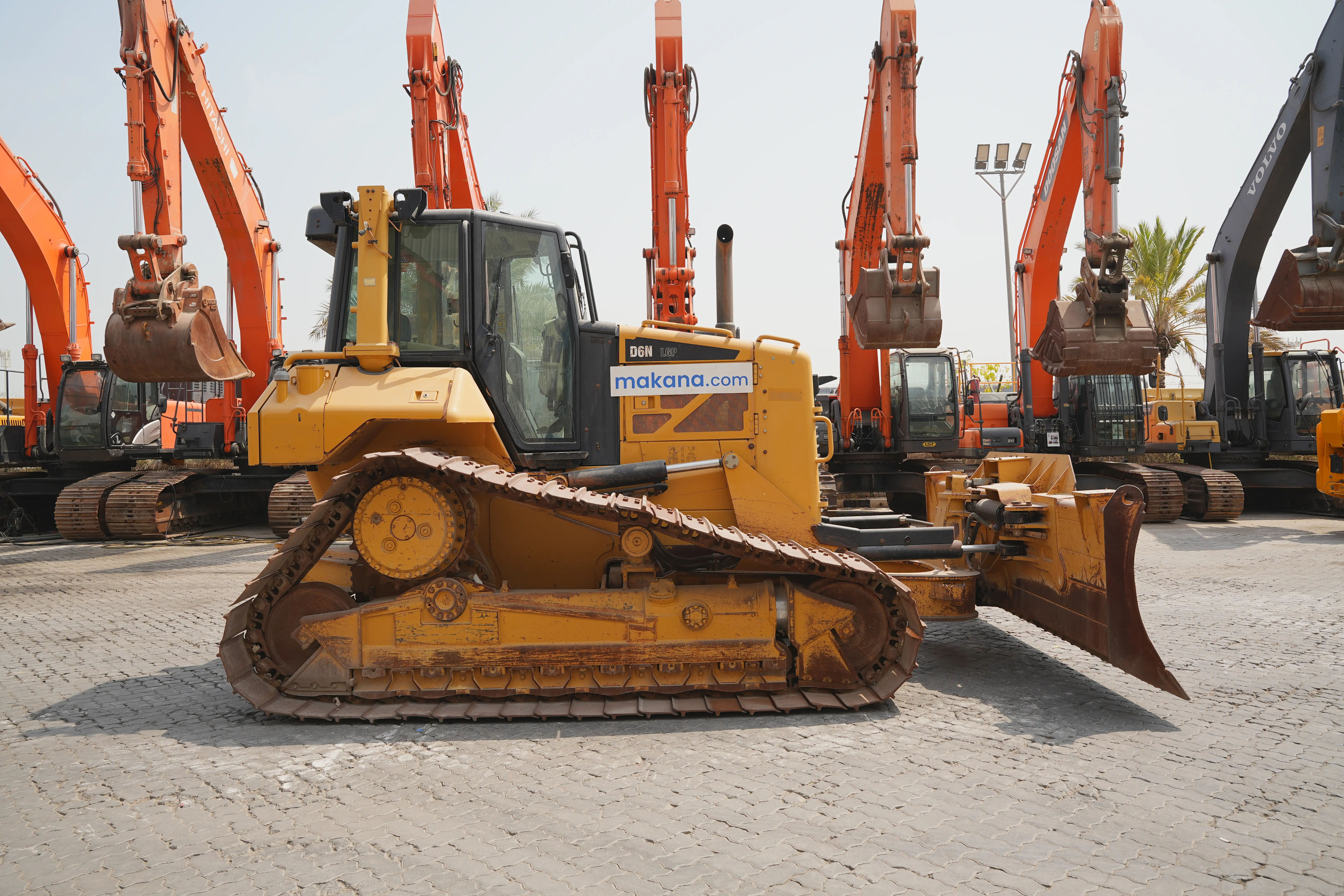 Product-بلدوزر-بجنزير-كاتربيلر-D6N-LGP-exterior