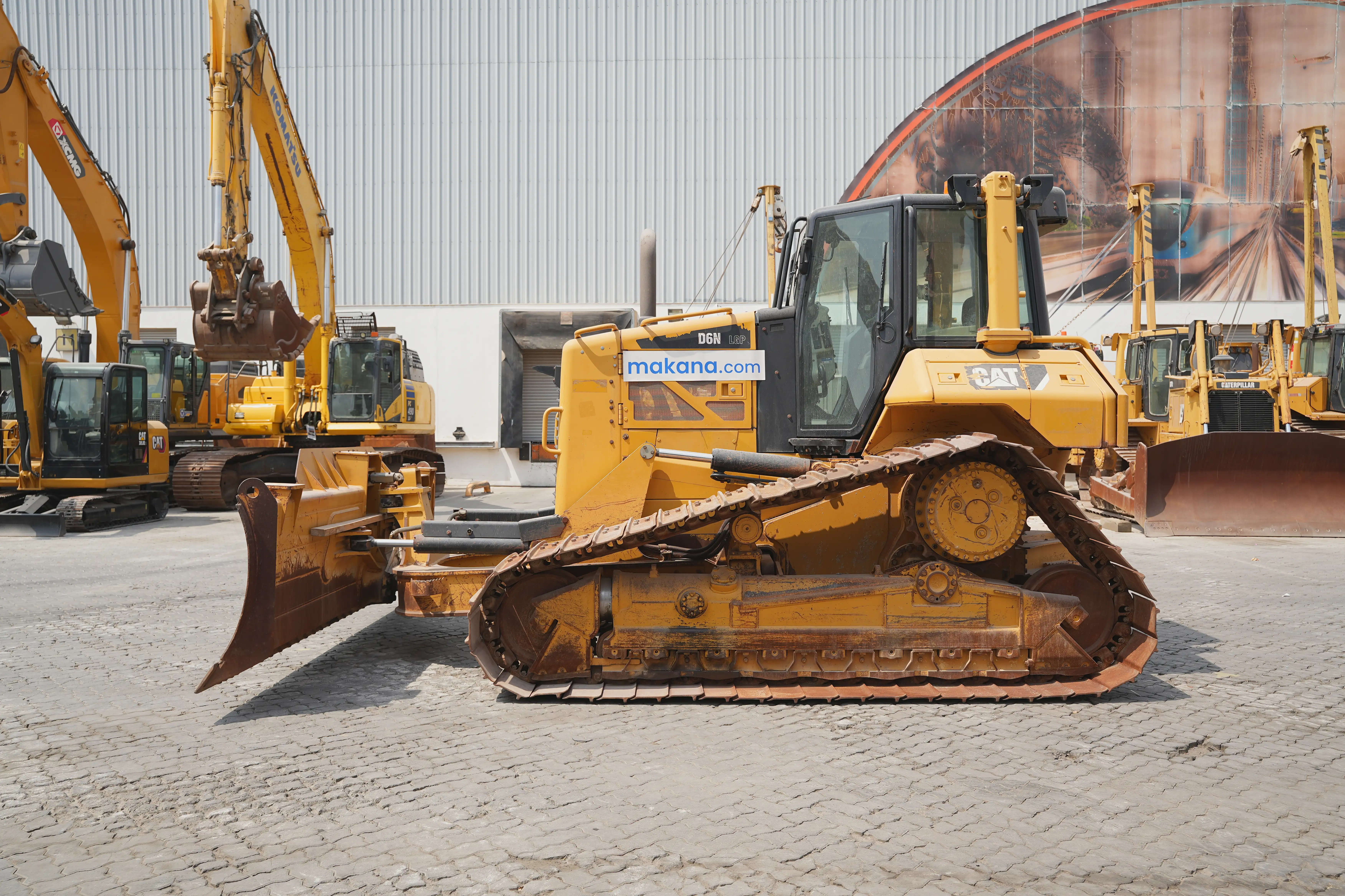 Product-بلدوزر-بجنزير-كاتربيلر-D6N-LGP-exterior