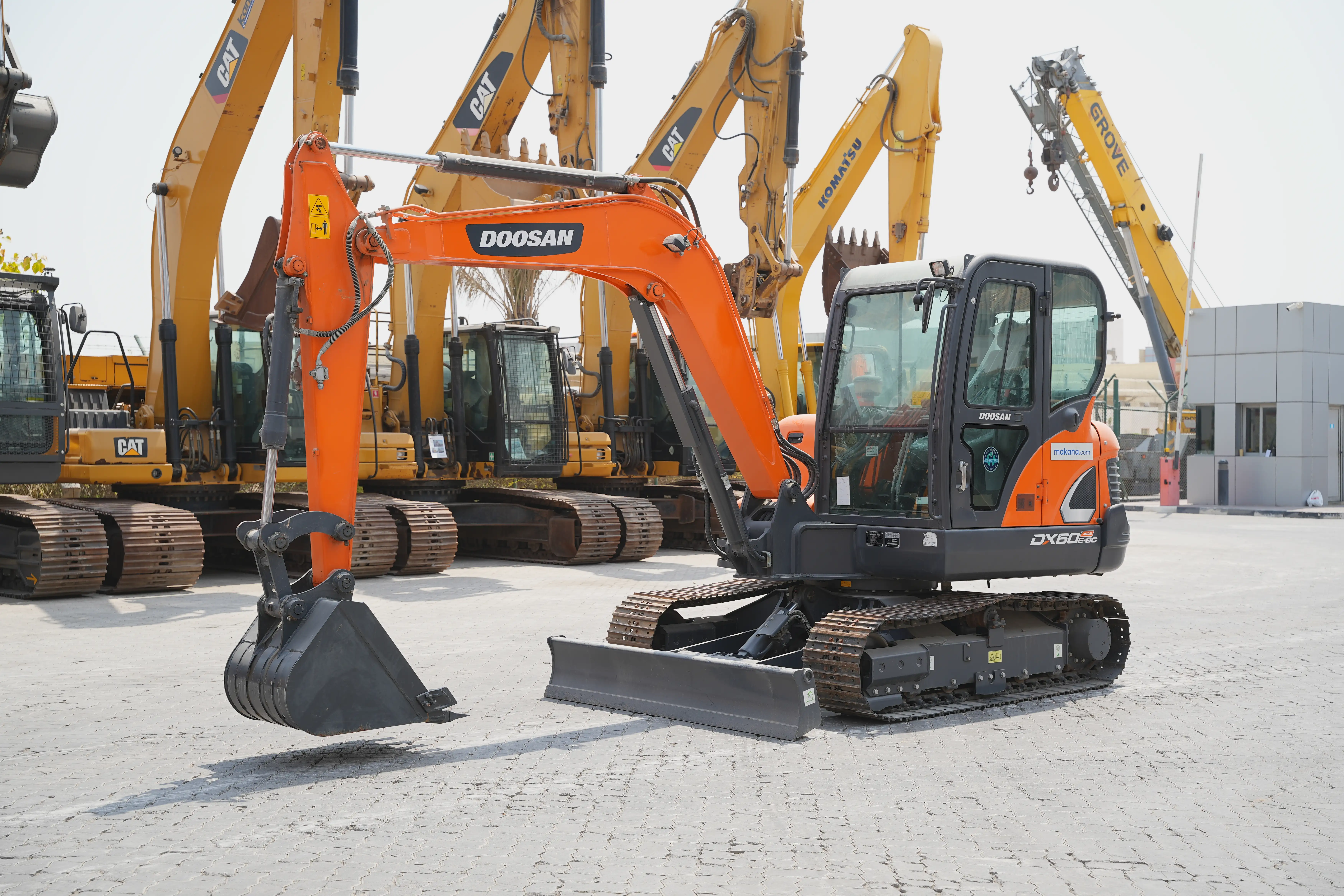 Product-حفارة-صغيرة-دوسان-DX60E-9CN-exterior