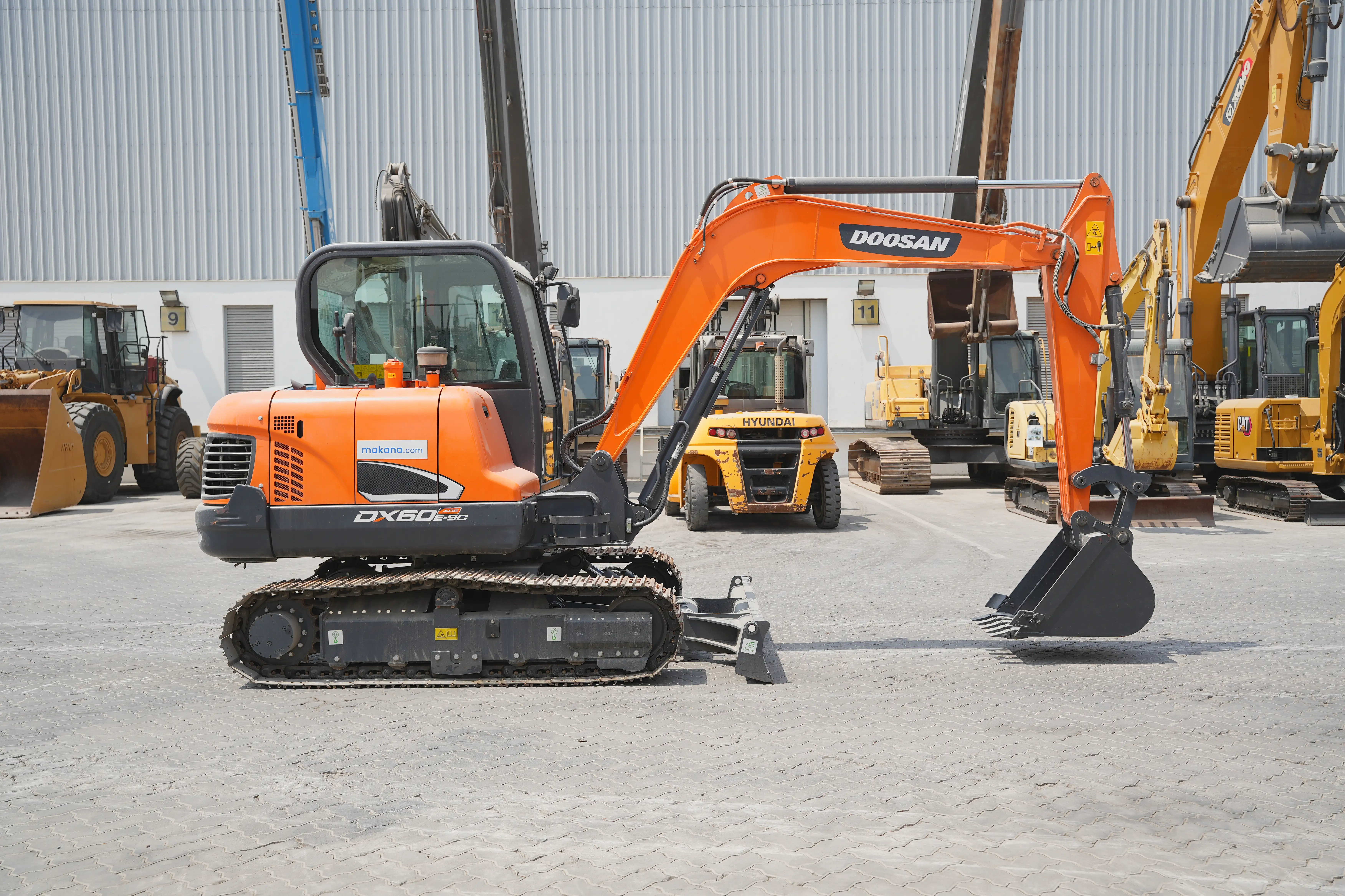 Product-حفارة-صغيرة-دوسان-DX60E-9CN-exterior