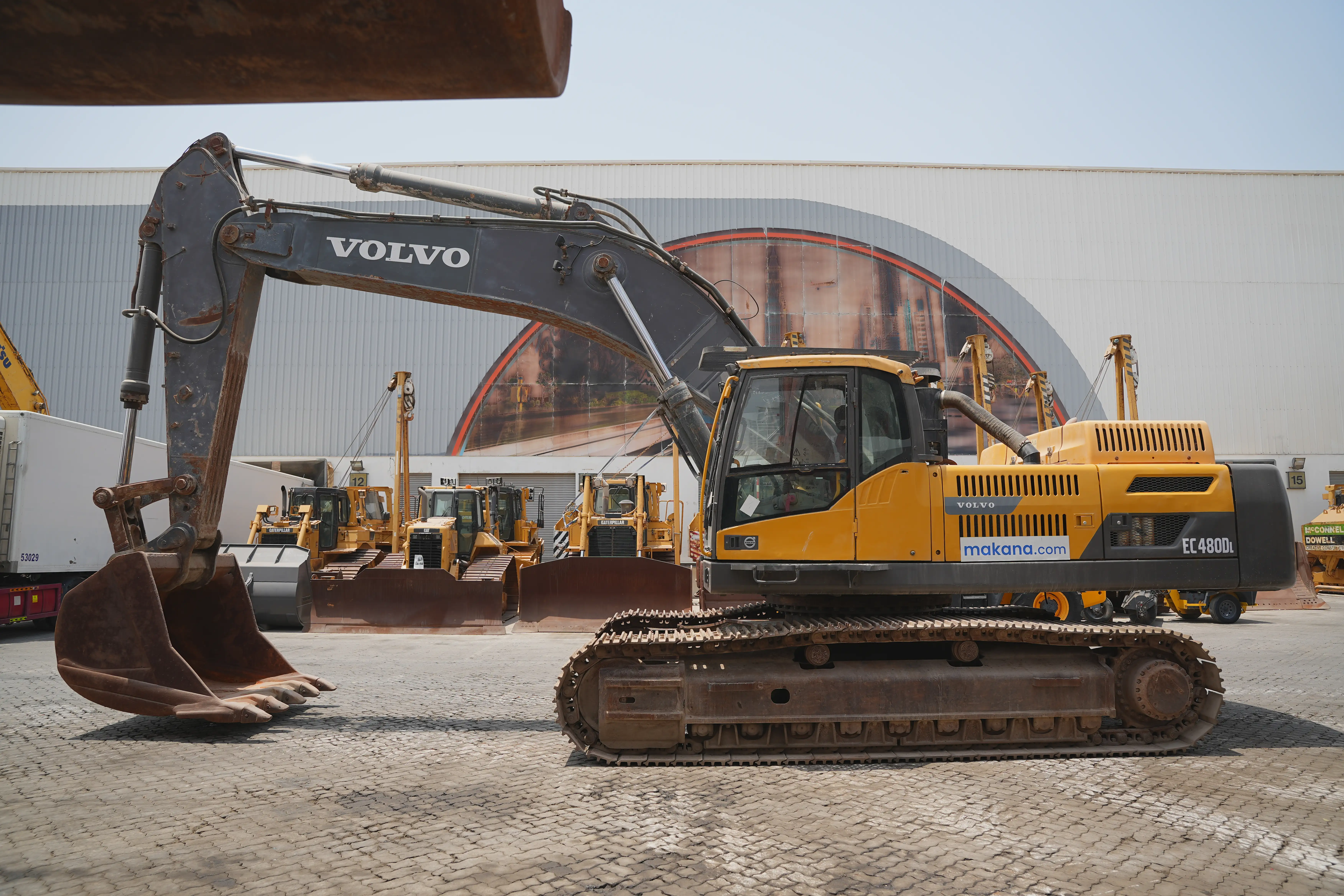 Product-Volvo-EC480DL-large-excavator-exterior