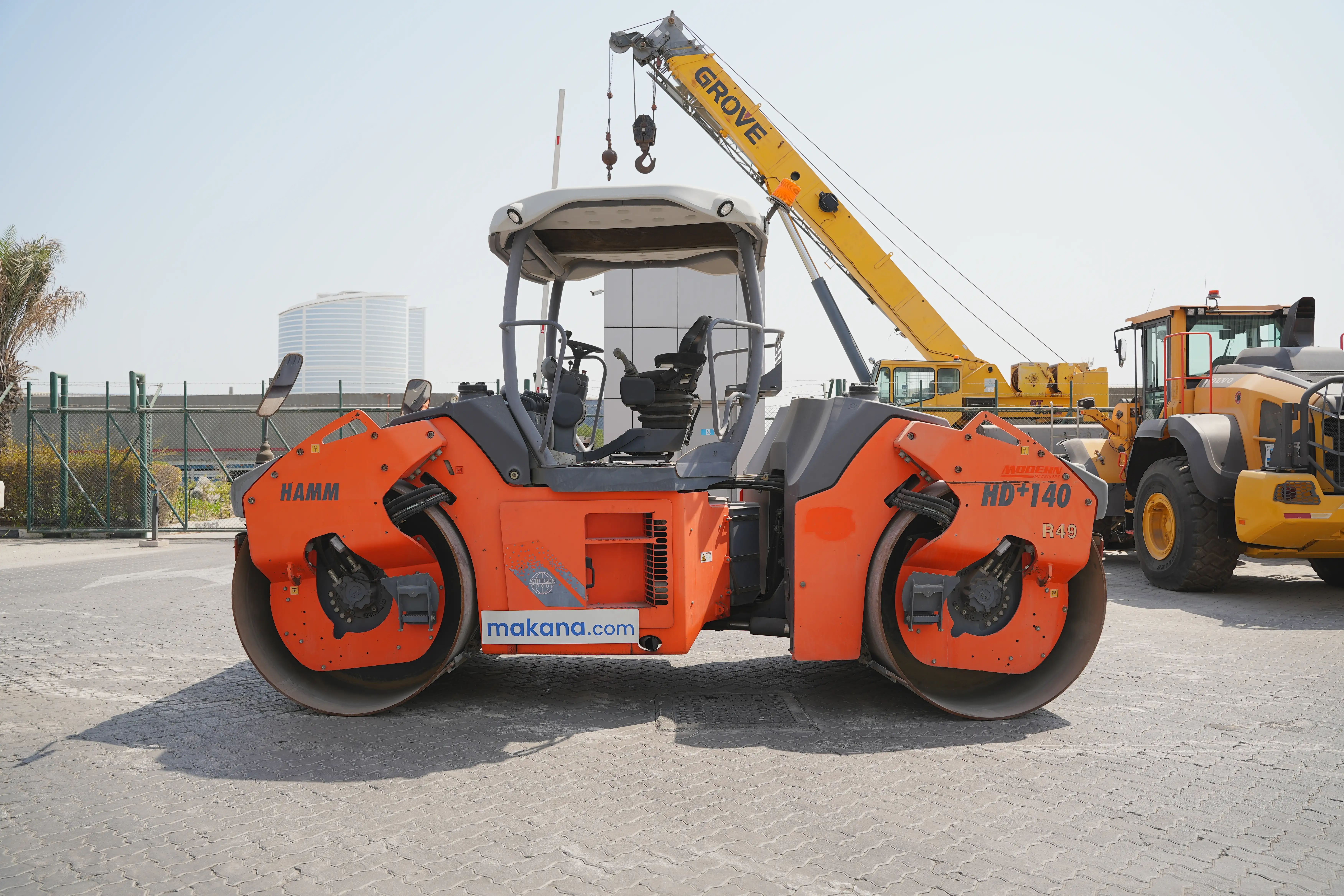 Product-Hamm-HD+-140-VV-tandem-roller-exterior