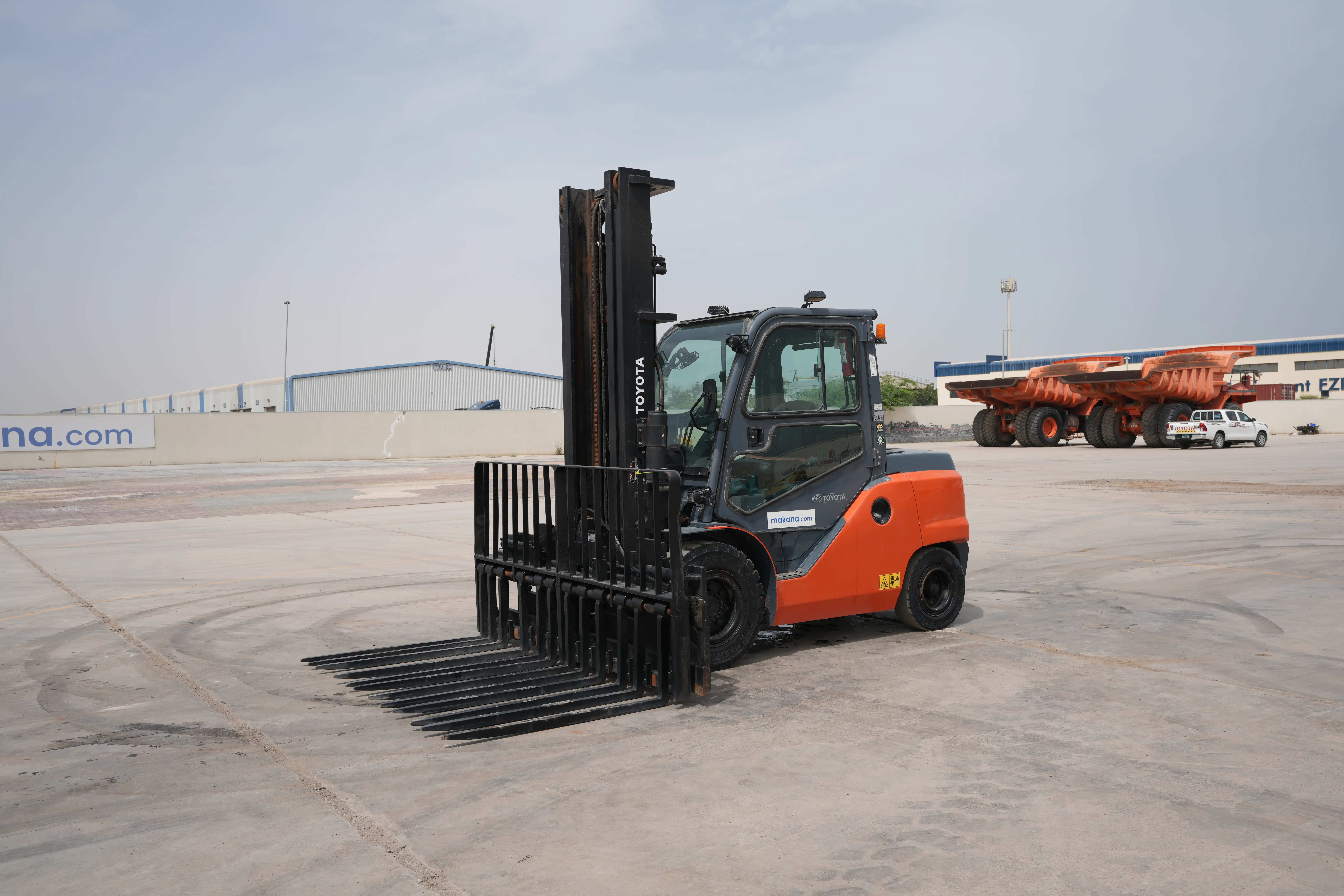 Product-Toyota 8FD50U diesel forklift-exterior