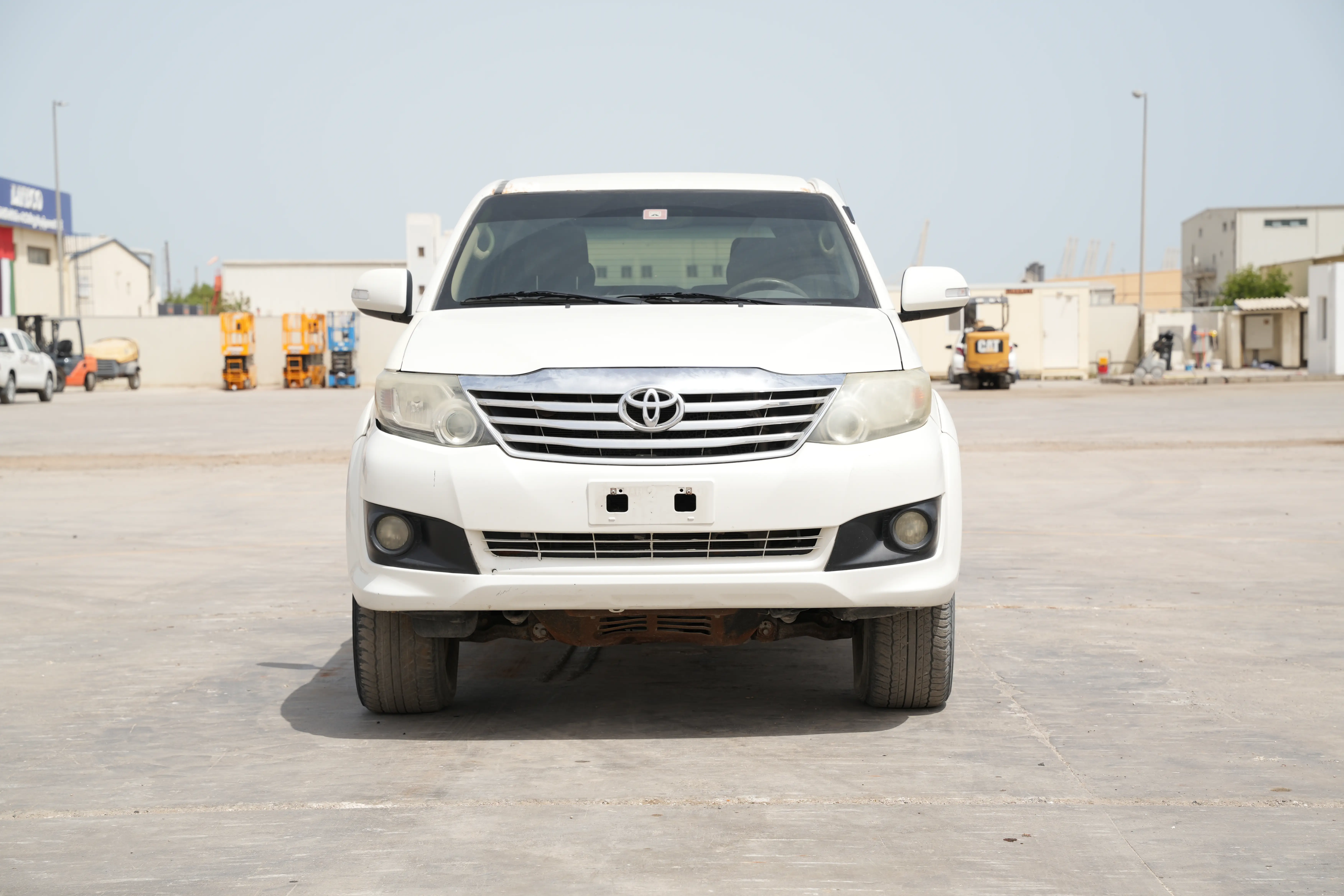 Product-Toyota Fortuner 4WD 7-seater SUV-exterior