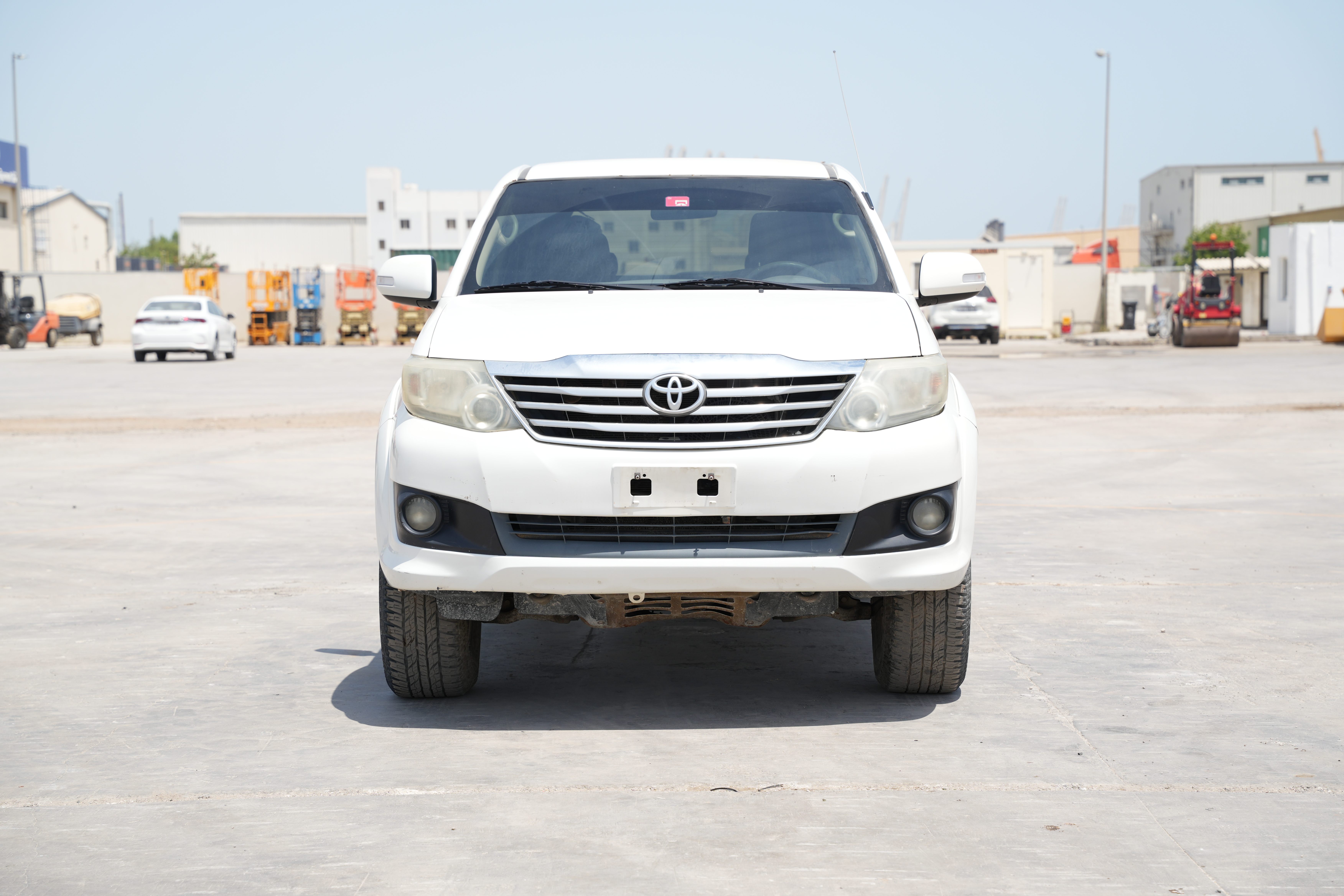 Product-Toyota Fortuner 4WD 7-seater SUV-exterior