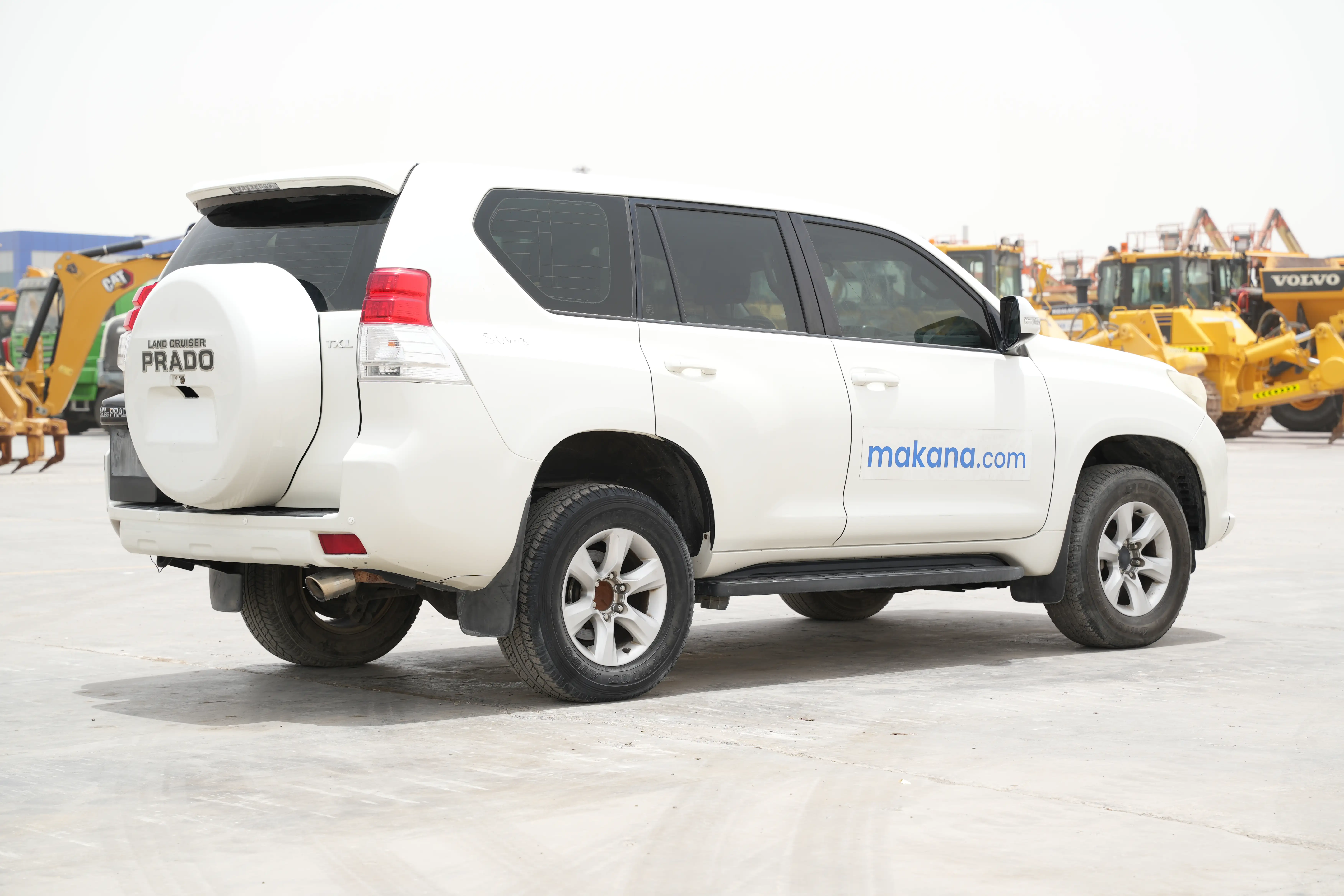 Product-Toyota Land Cruiser Prado 4WD 7-seater SUV-exterior